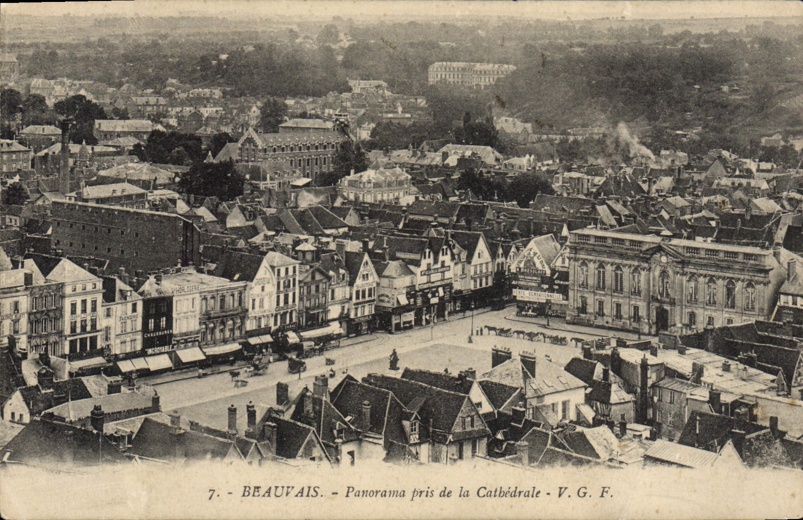 CPA Beauvais Panorama Pris De Cathedrale