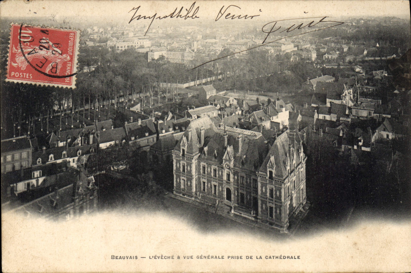 CPA Beauvais évêché Vue Generale