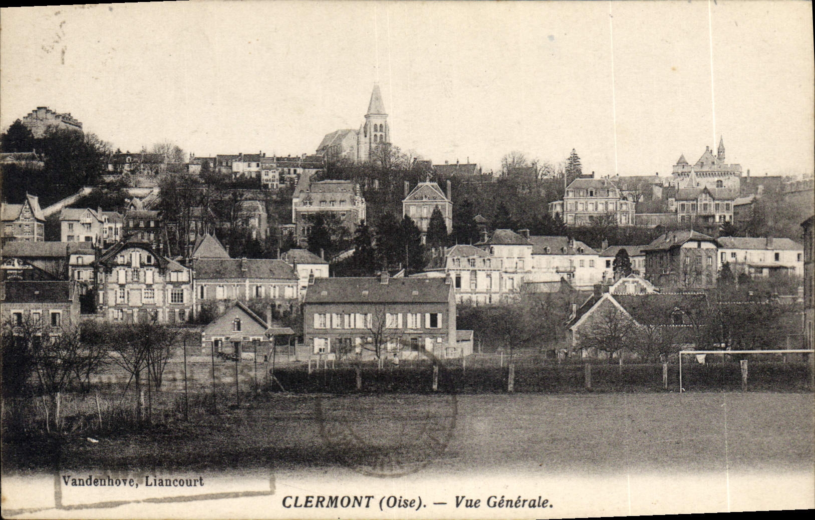 CPA Clermont Vue Generale
