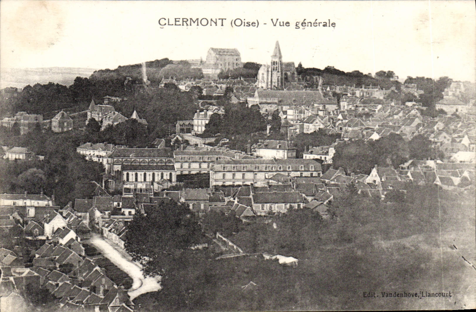 CPA Clermont Vue Generale