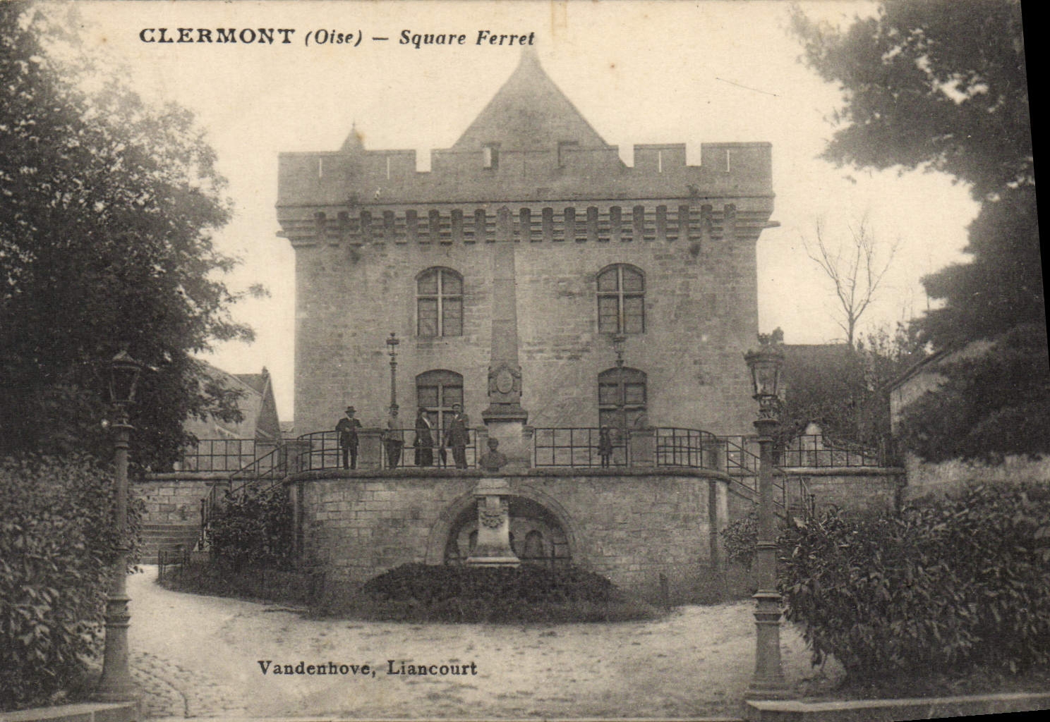 CPA Clermont Square Ferret