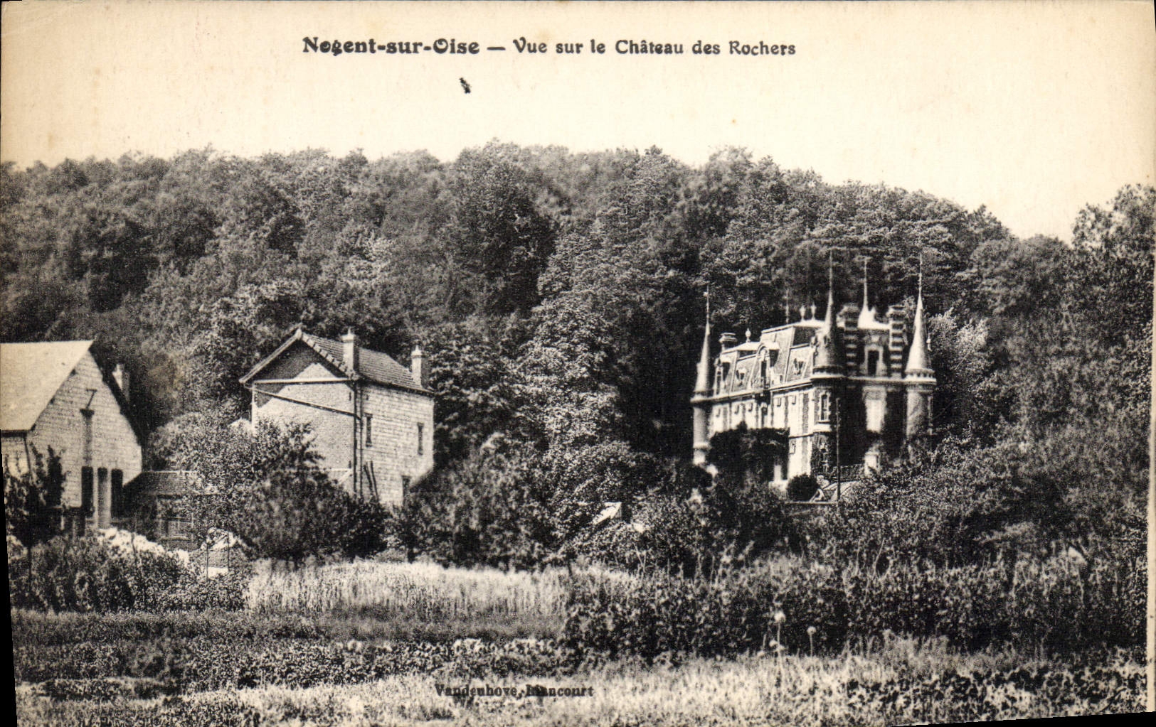 CPA Nogent Sur Oise Vue Sur Le Chateau Des Rochers