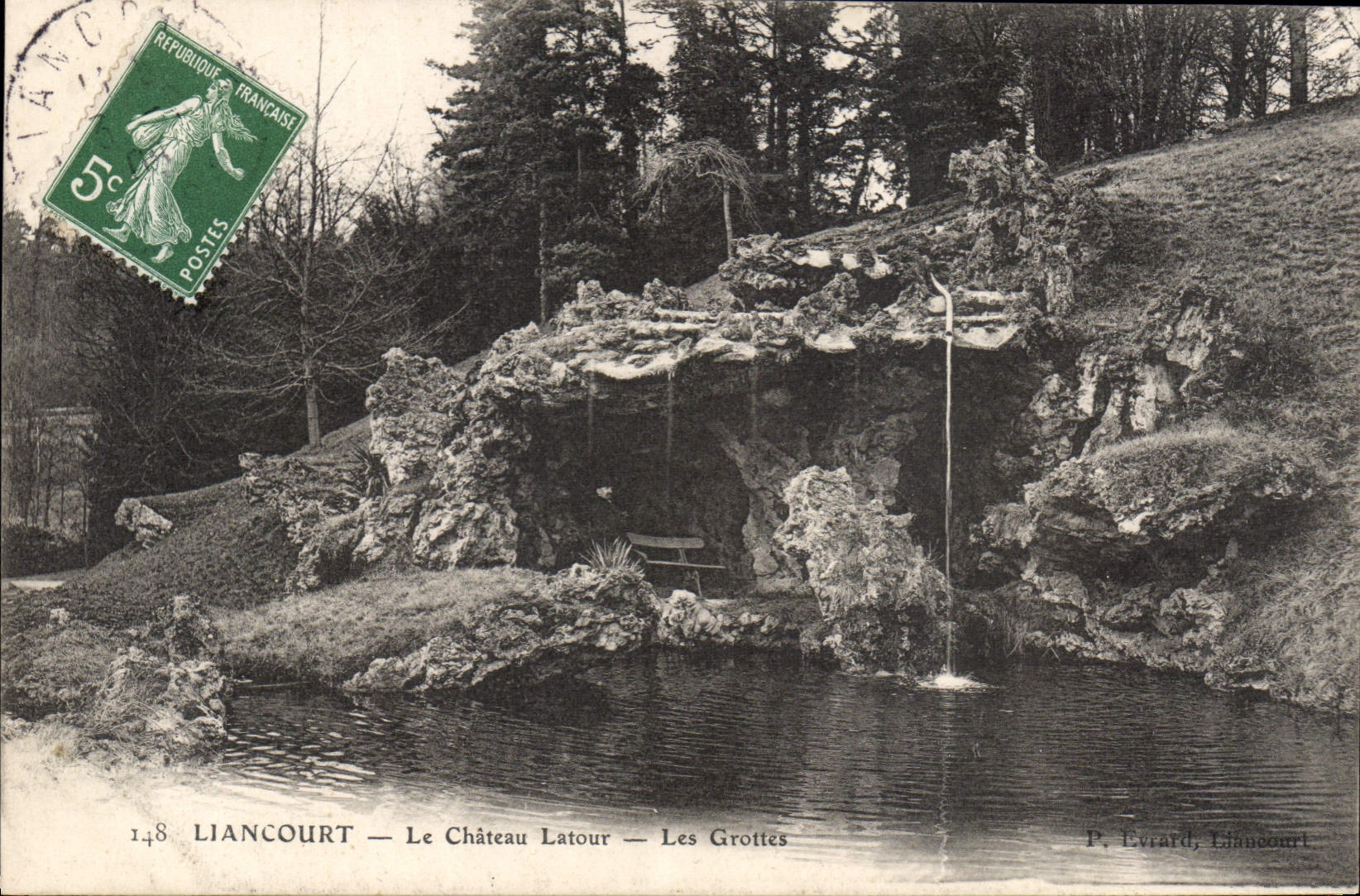 CPA Liancourt Le Chateau Latour grottes