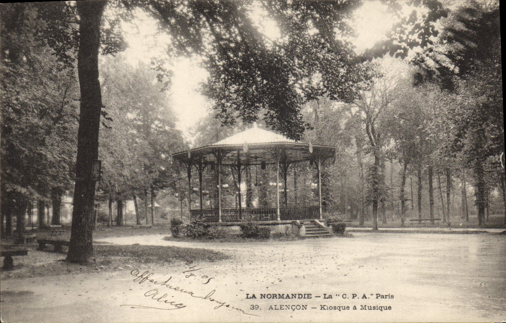 CPA Alencon kiosque à musique