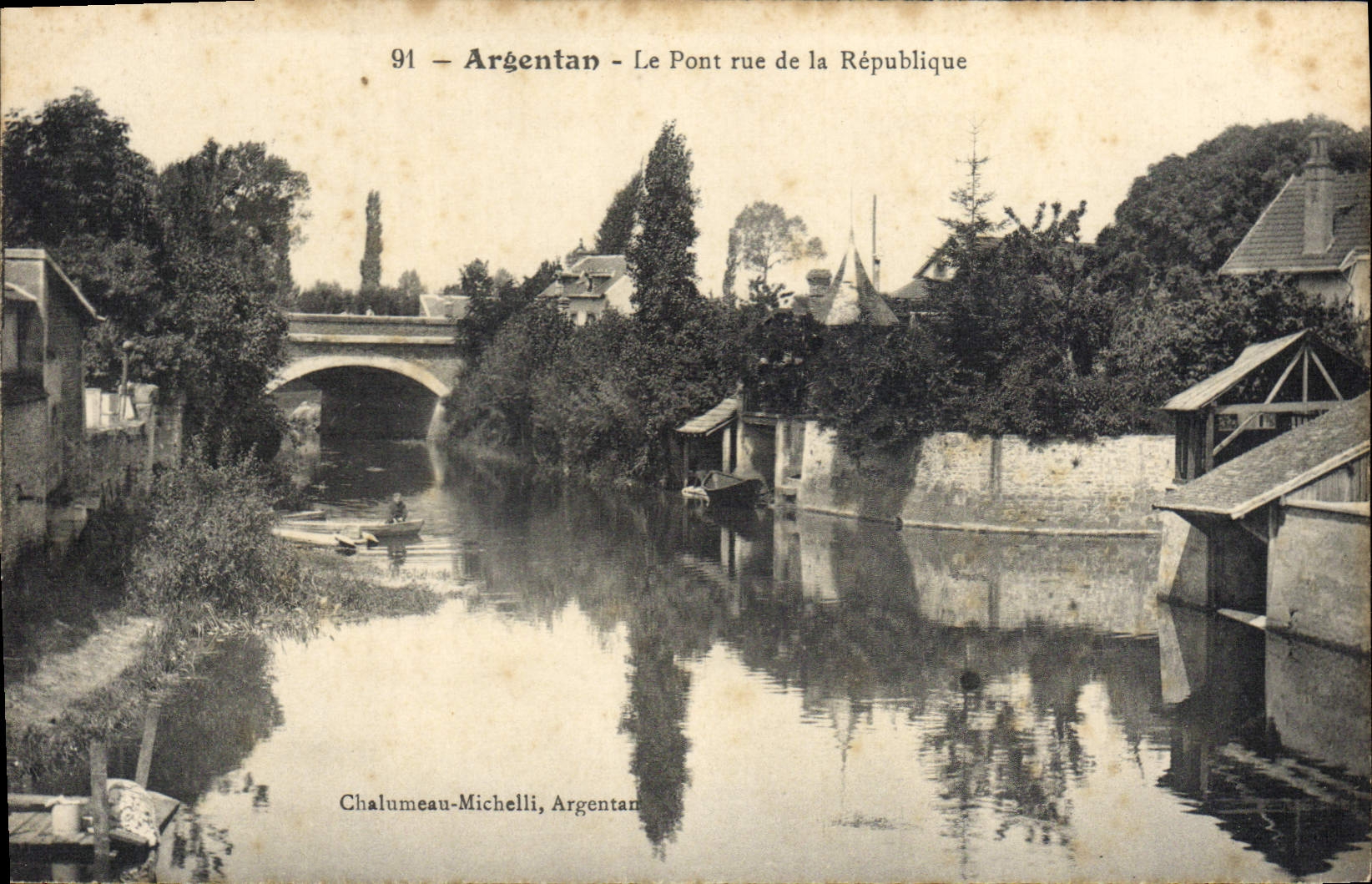CPA Argentan Le Pont Rue De La Republique