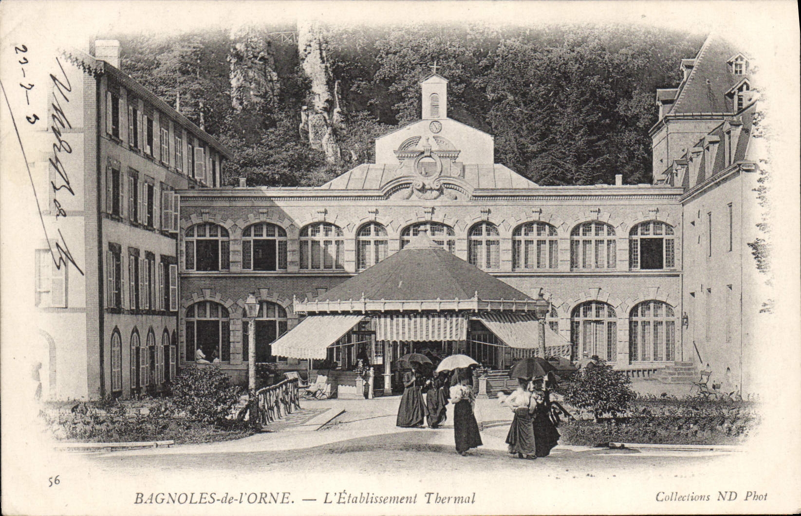 CPA Bagnoles De L'Orne L'Etablissement thermal