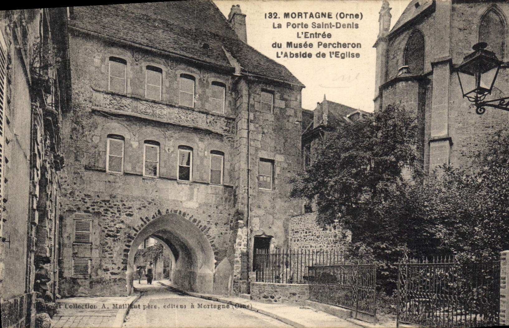 CPA Mortagne La Porte Saint Denis musée percheron