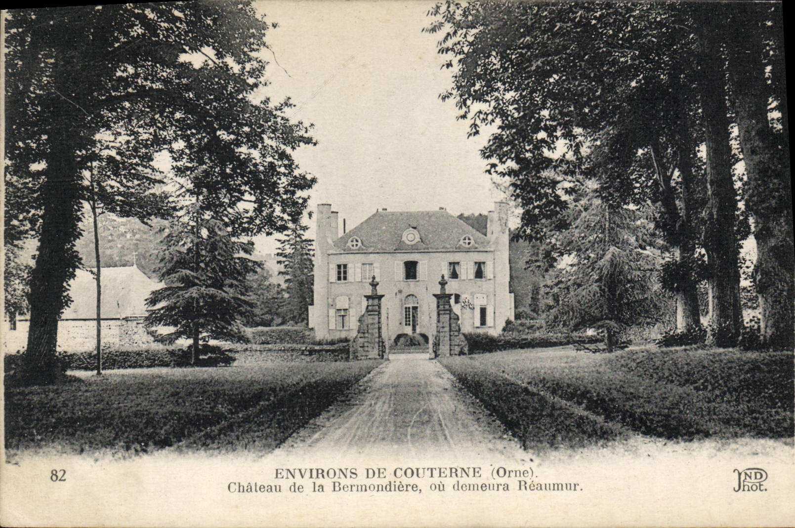 CPA Couterne Chateau De La Bermondiere