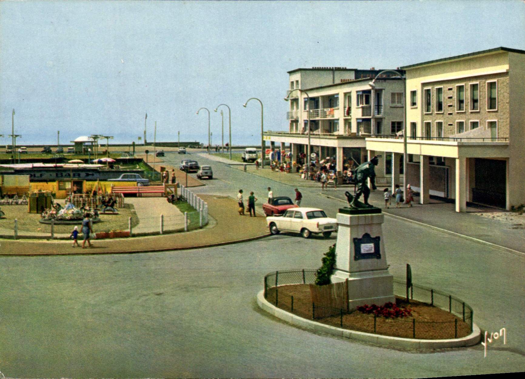 CPSM Berck Plage Place De I'Entonnoir