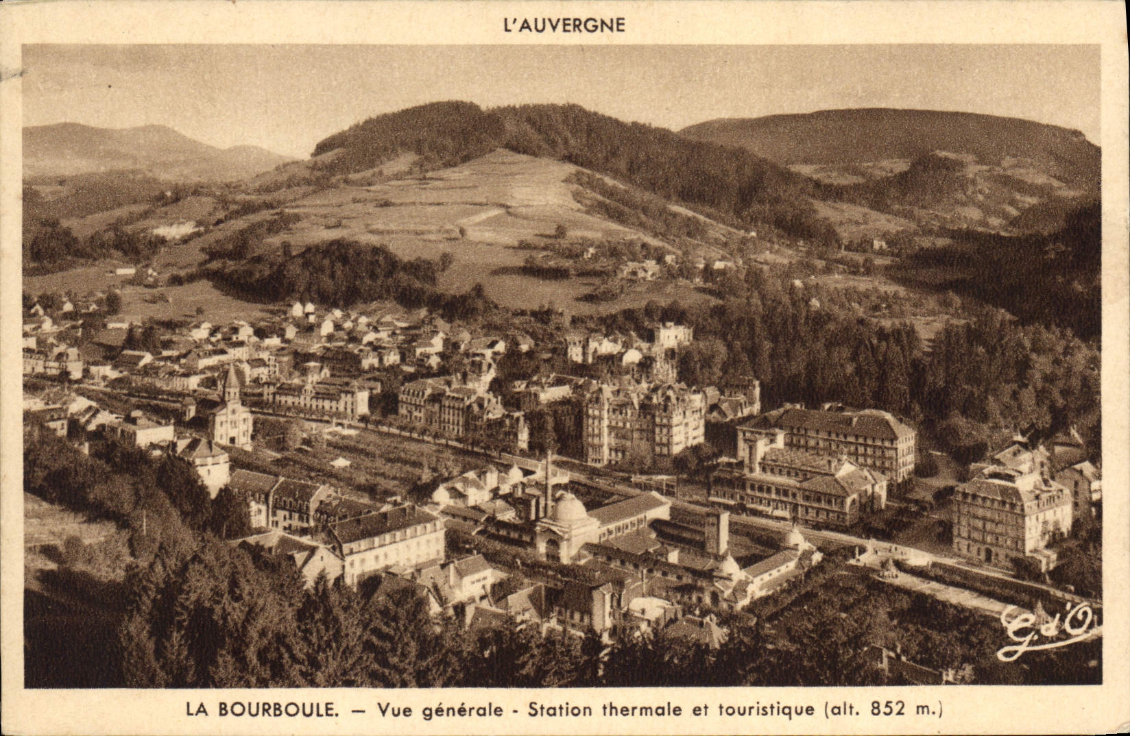 CPA La Bourboule Vue Generale Station thermale