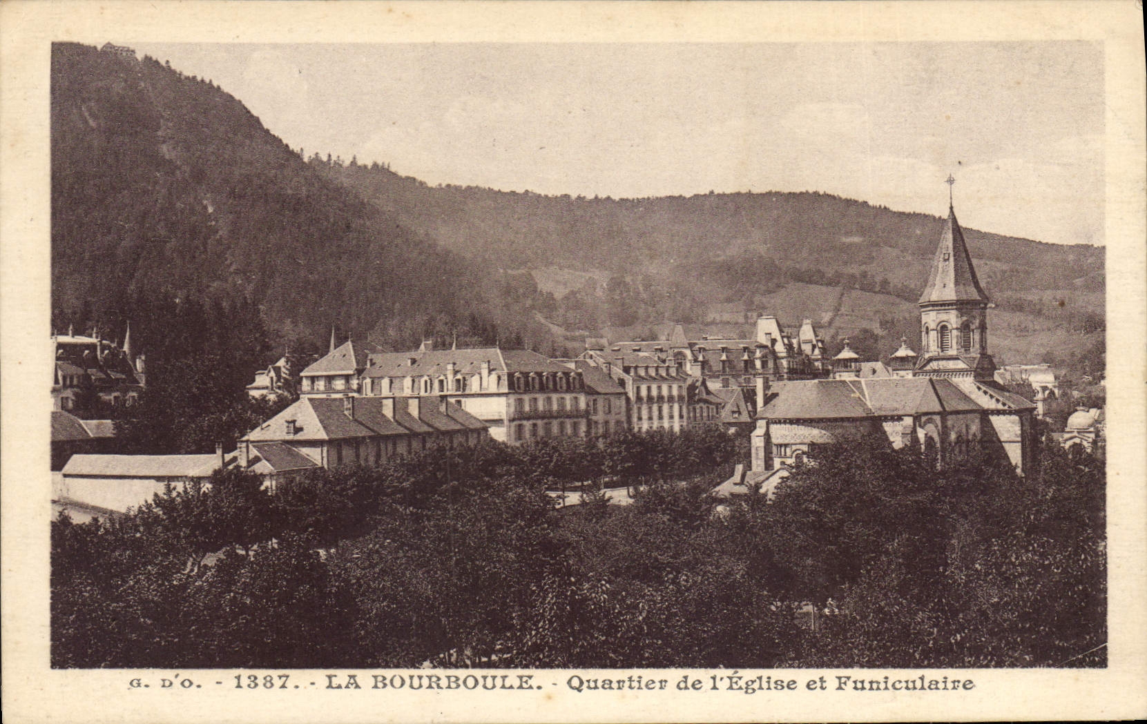 CPA La Bourboule Quartier De I'Eglise Et Funiculaire