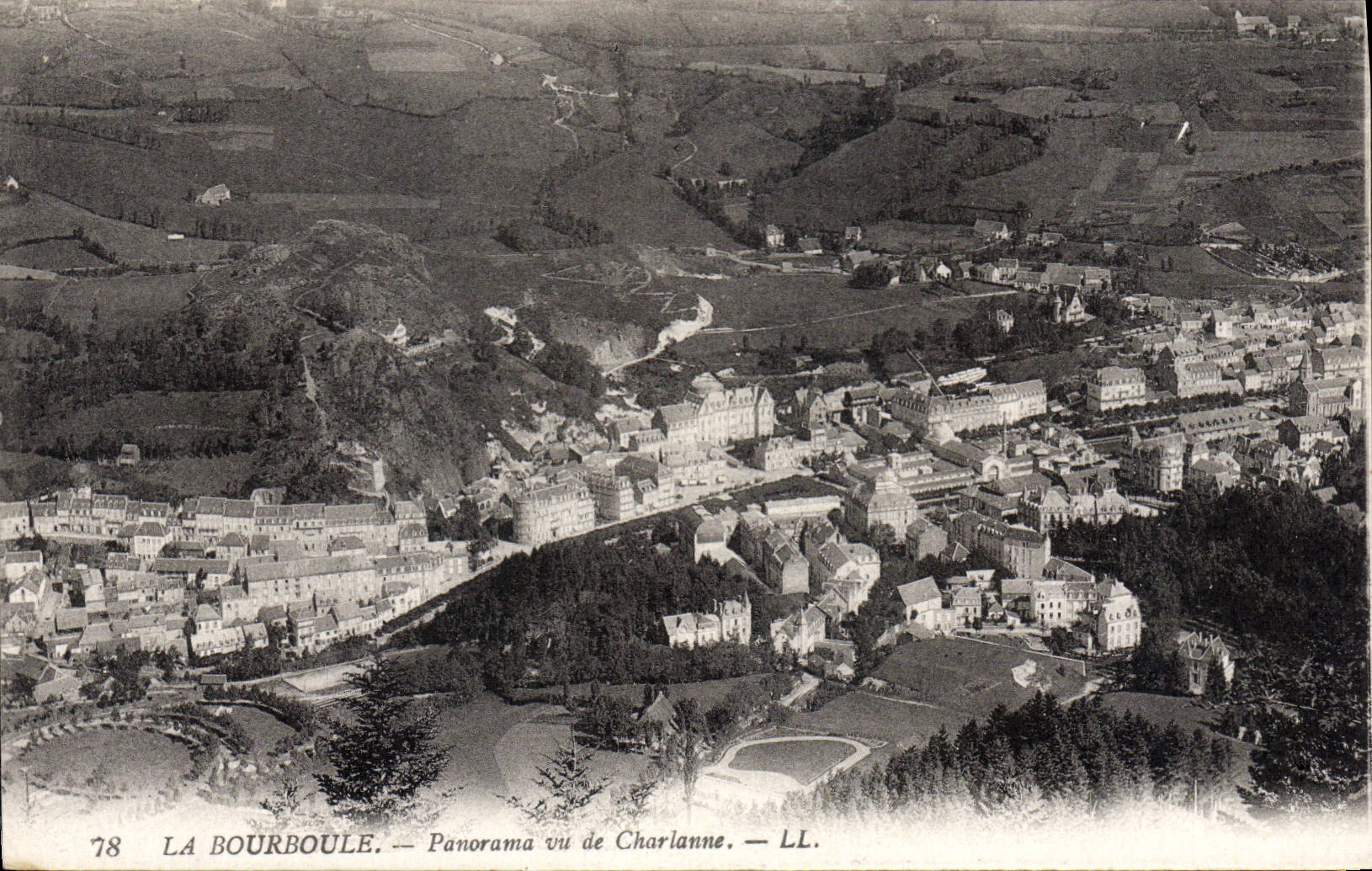 CPA La Bourboule Panorama Vu De Charlanne