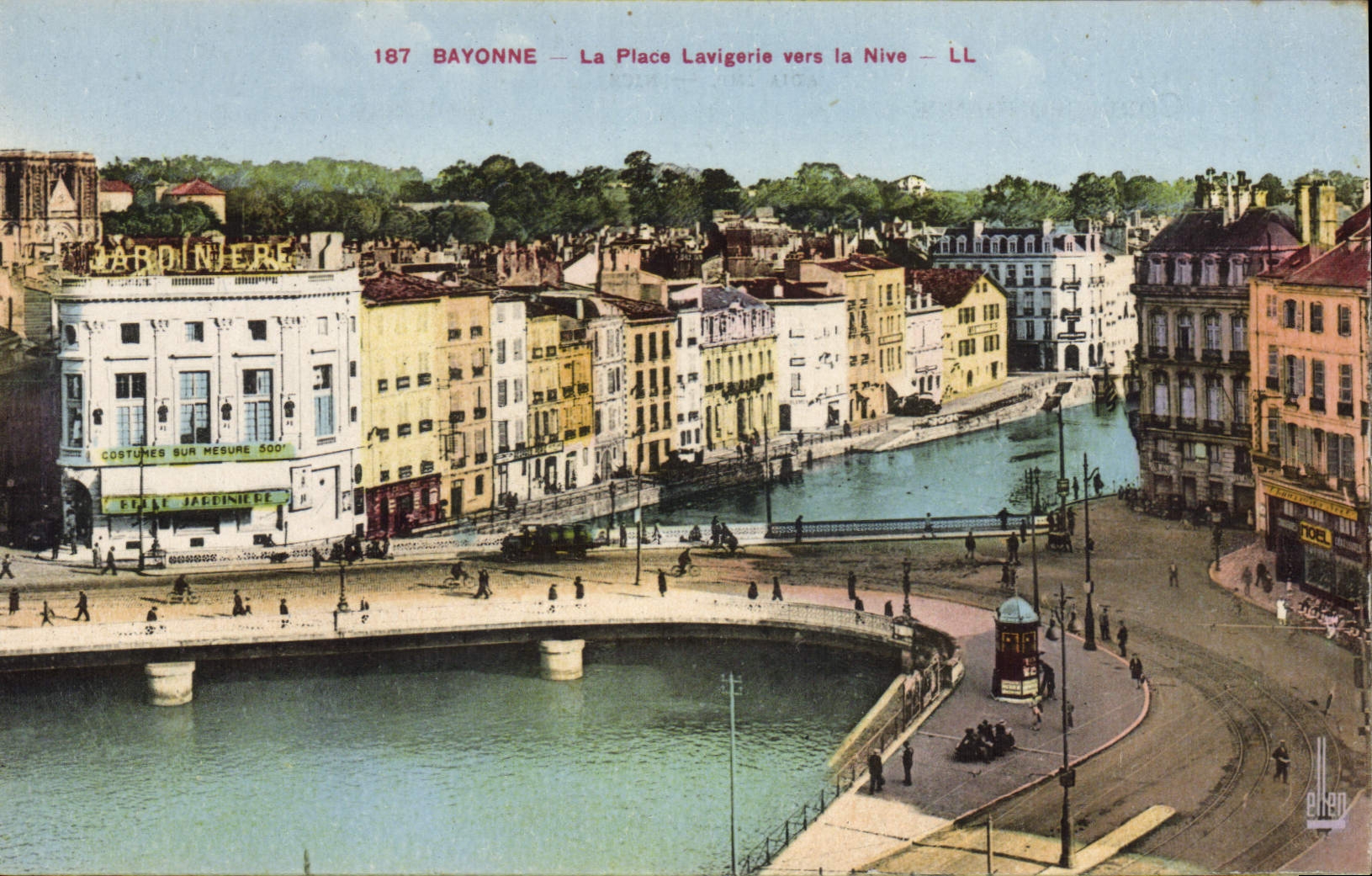 CPA Bayonne La Place Lavigerie Vers La Nive