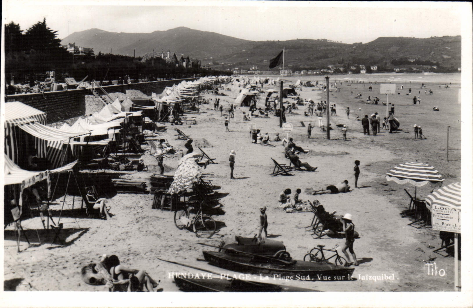 CPA Hendaye Plage La Plage Sud Vue Sur le Jaïzquibel