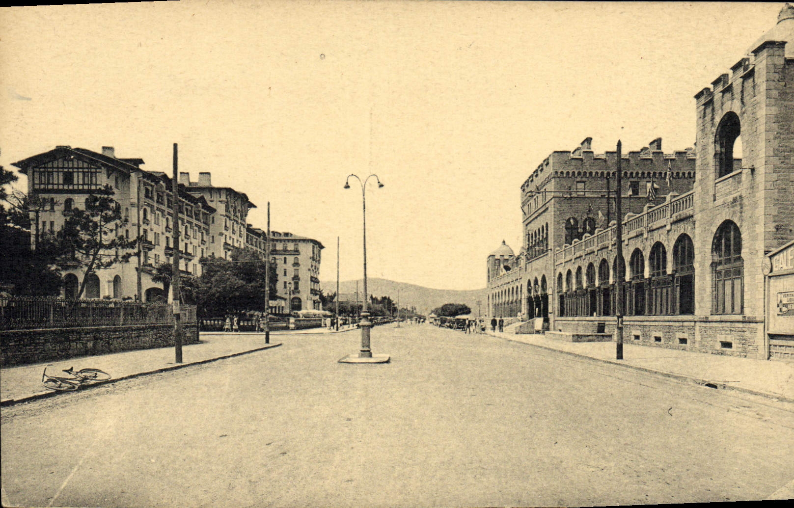 CPA Hendaye Plage Boulevard De La Mer