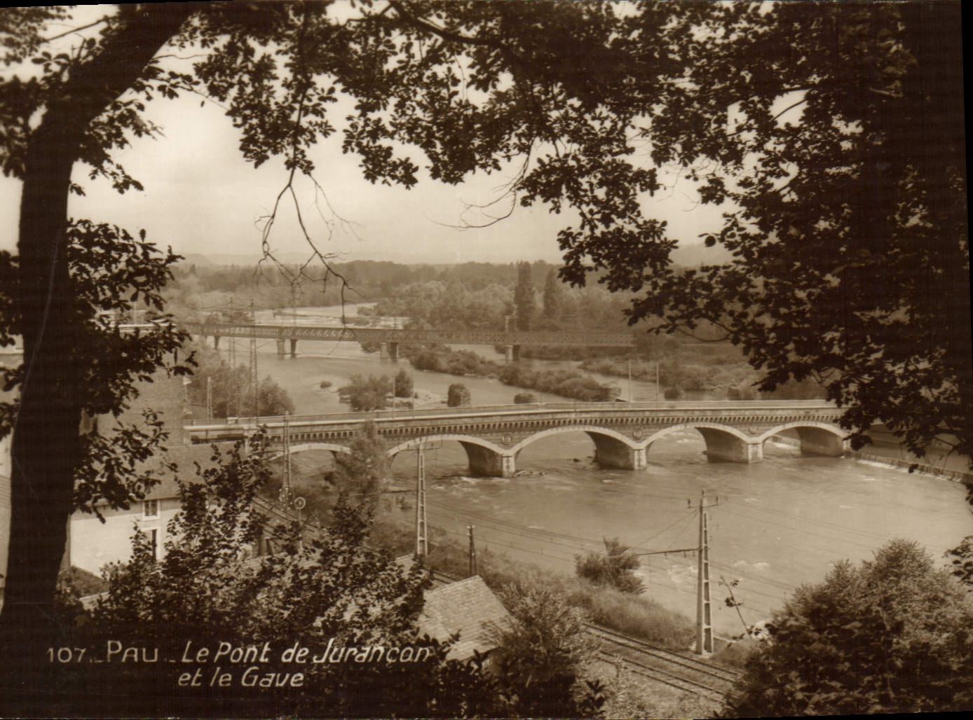 CPA Pau Le Pont De Jurancon