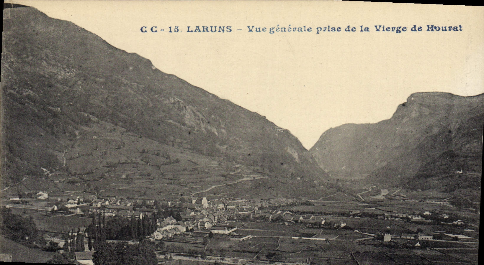 CPA Laruns Vue Generale Prise De La vierge