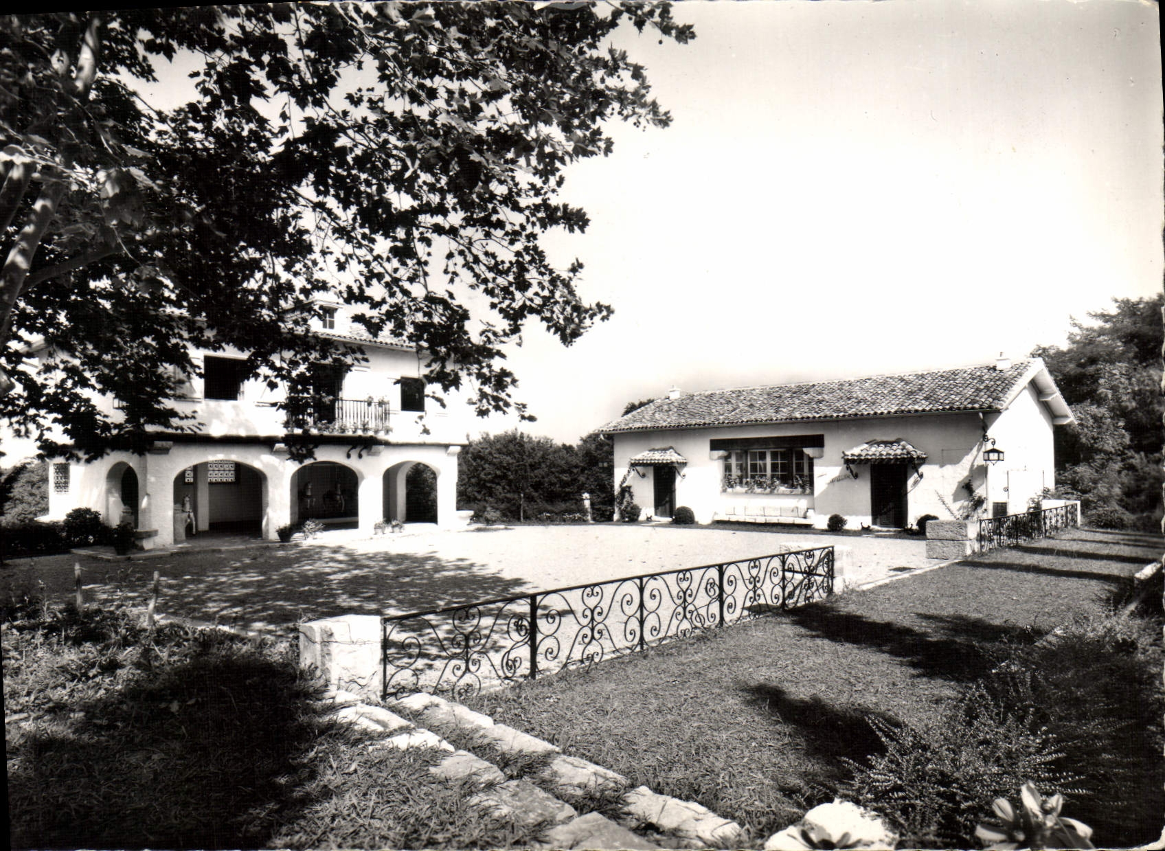 CPSM Arcangues L'Ecole Enfantine