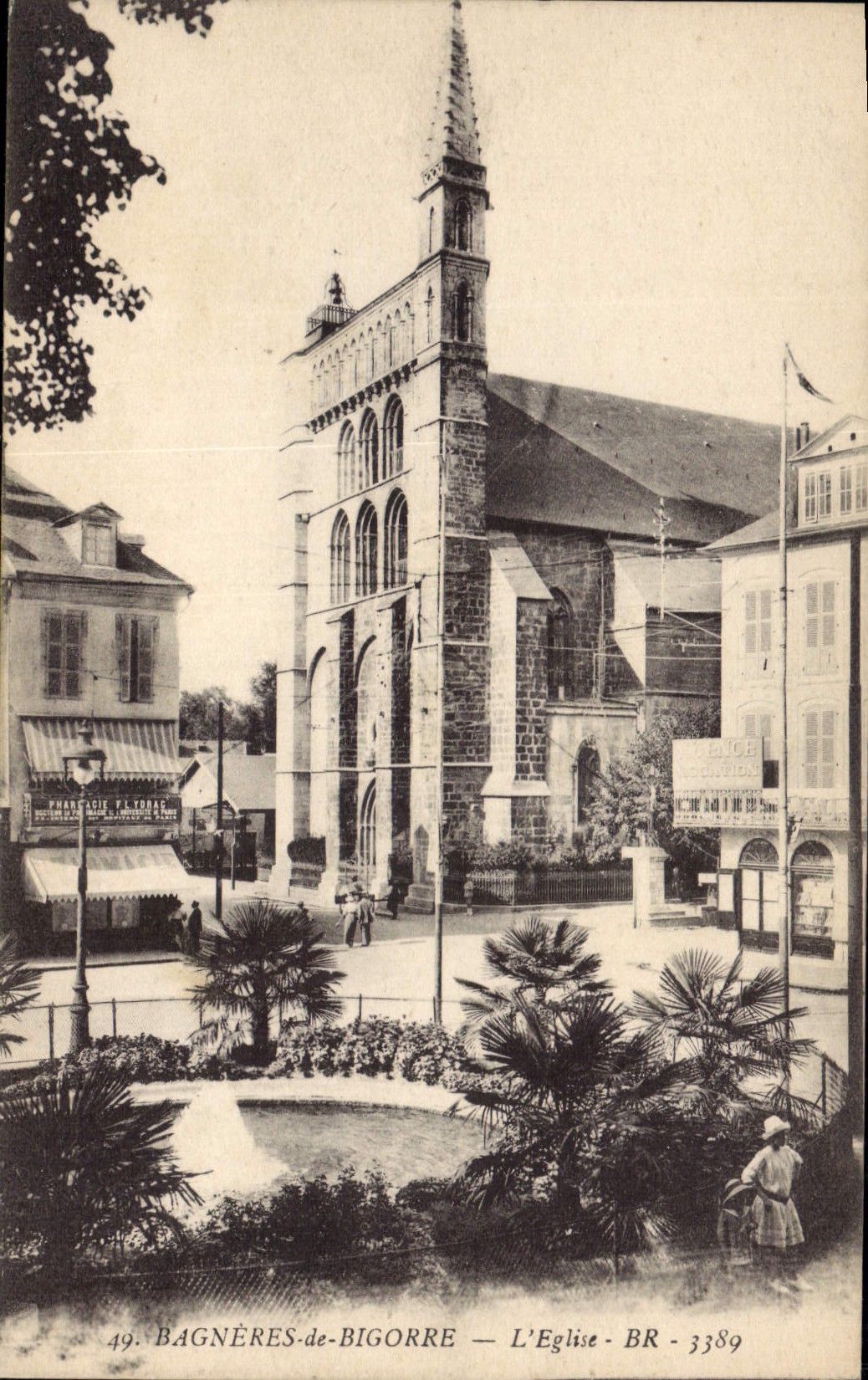 CPA Bagneres De Bigorre L'Eglise