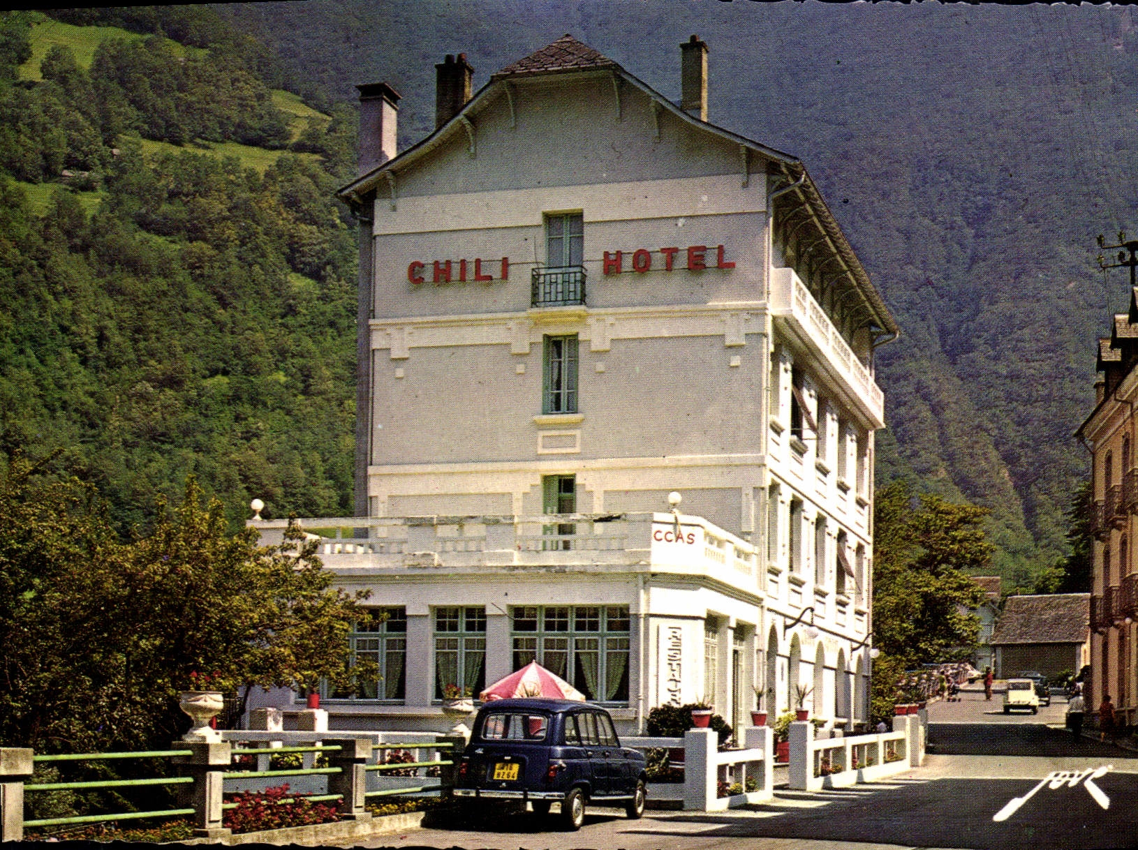 CPSM Luz St Sauveur Station Thermale hôtel du Chili