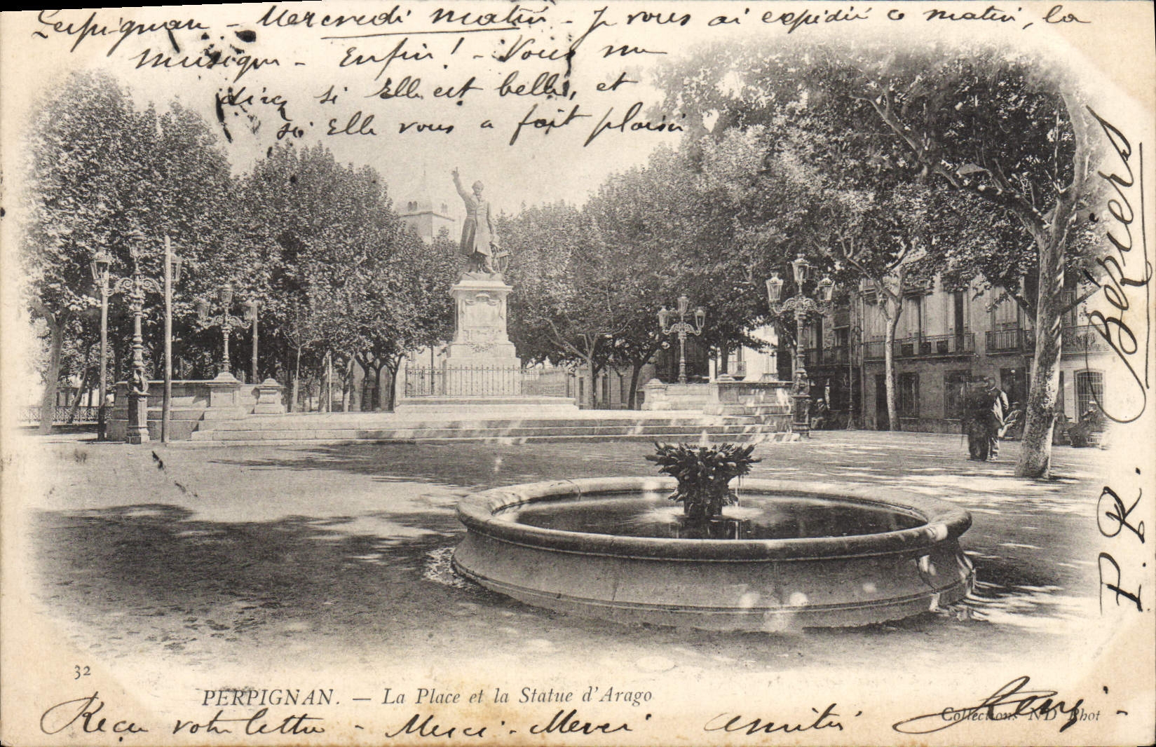 CPA Perpignan La Place Et La Statue D'Arago