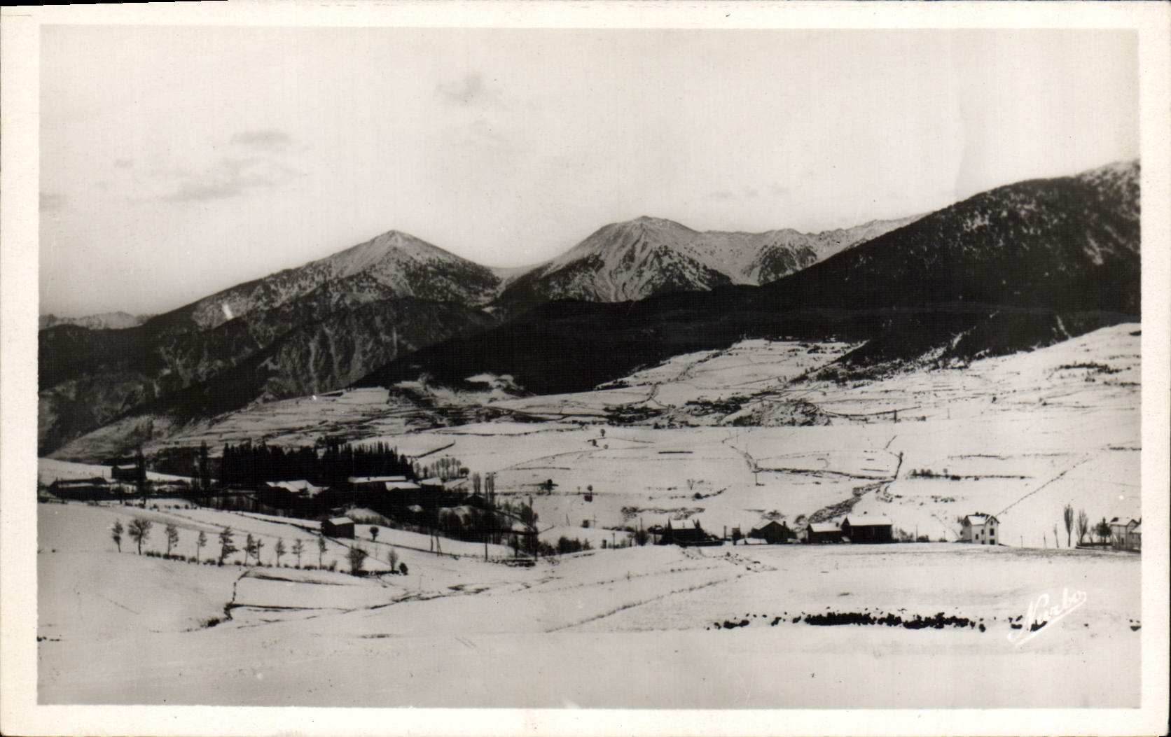 CPA Mont Louis en hiver