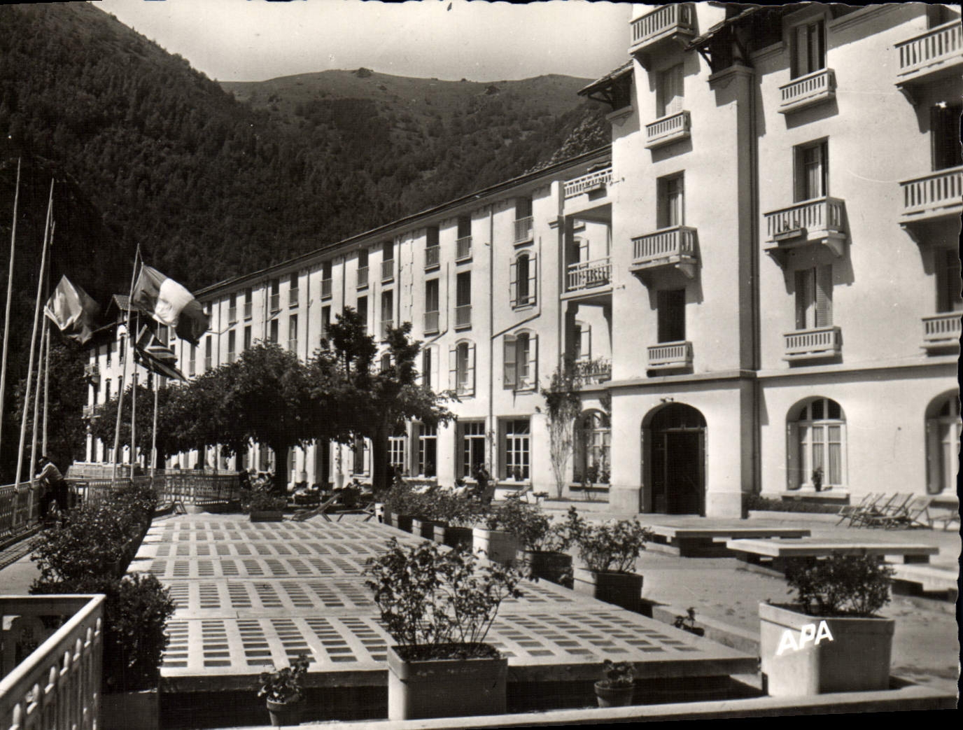 CPA LA PRESTE la terrasse
