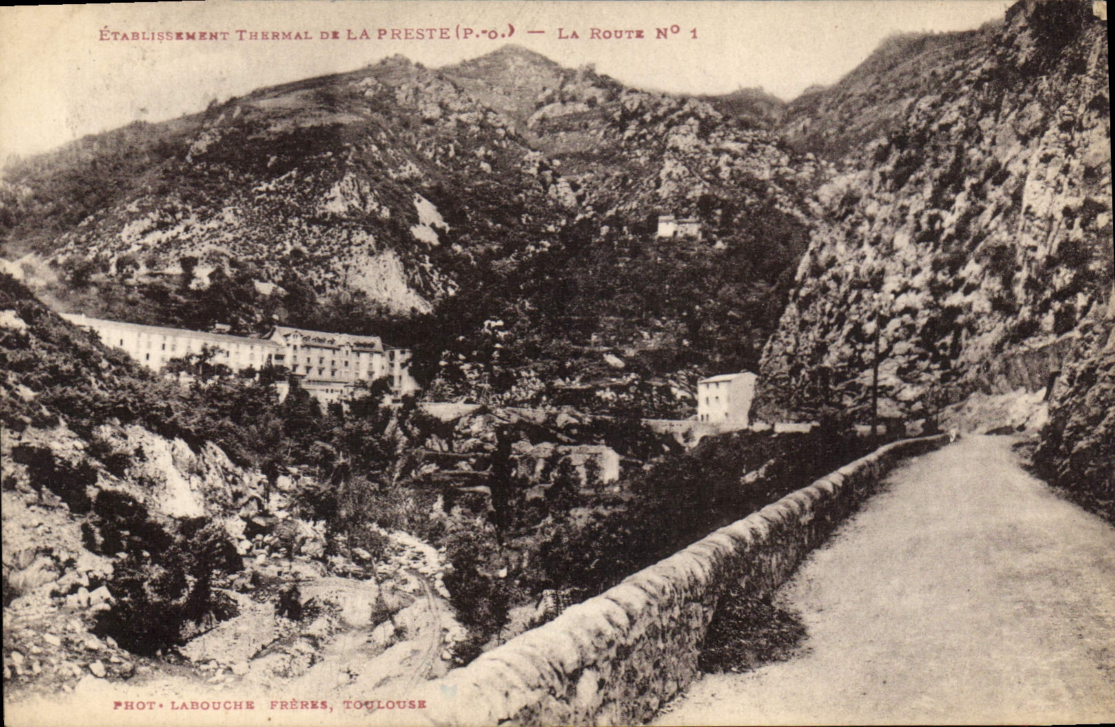 CPA La Preste Les Bains route numéro 1