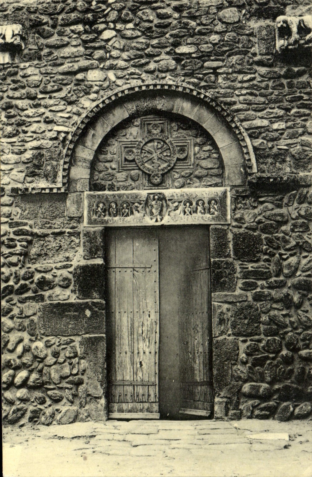CPA Saint Andre de SOREDE près Argeles La Porte D'Entree De I'Eglise