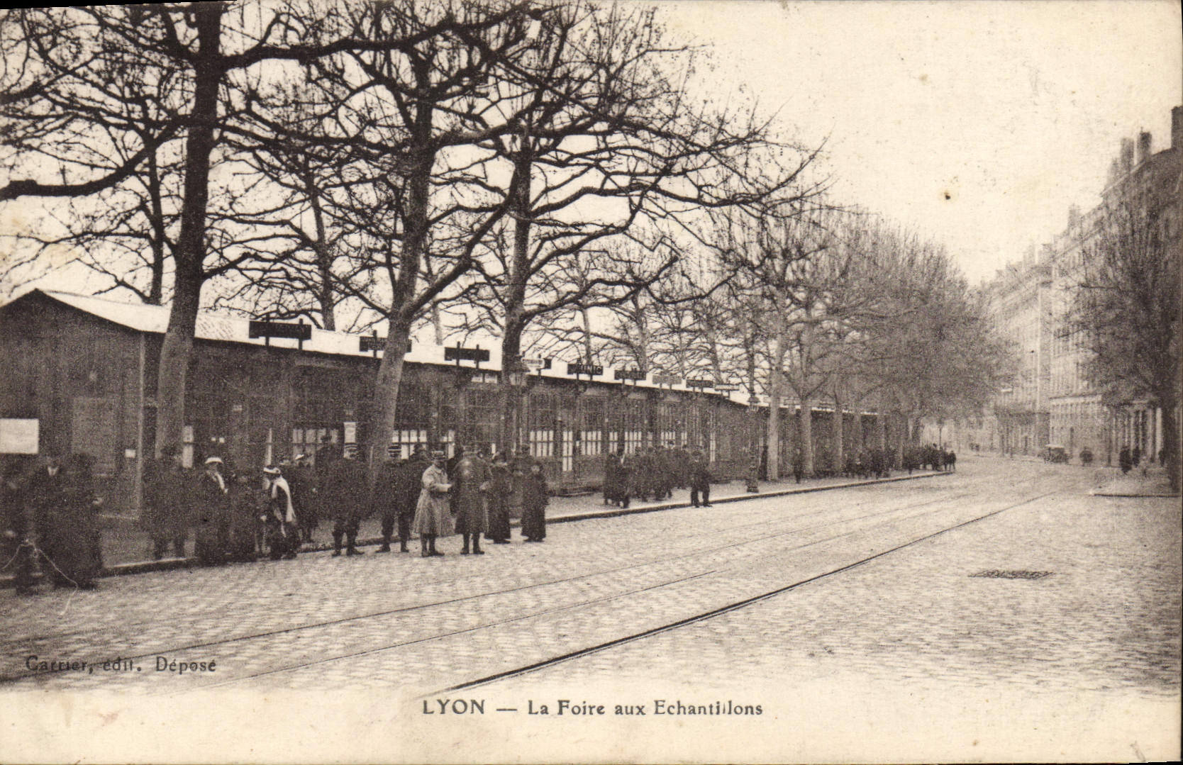 CPA Lyon La Foire Aux Echantillons