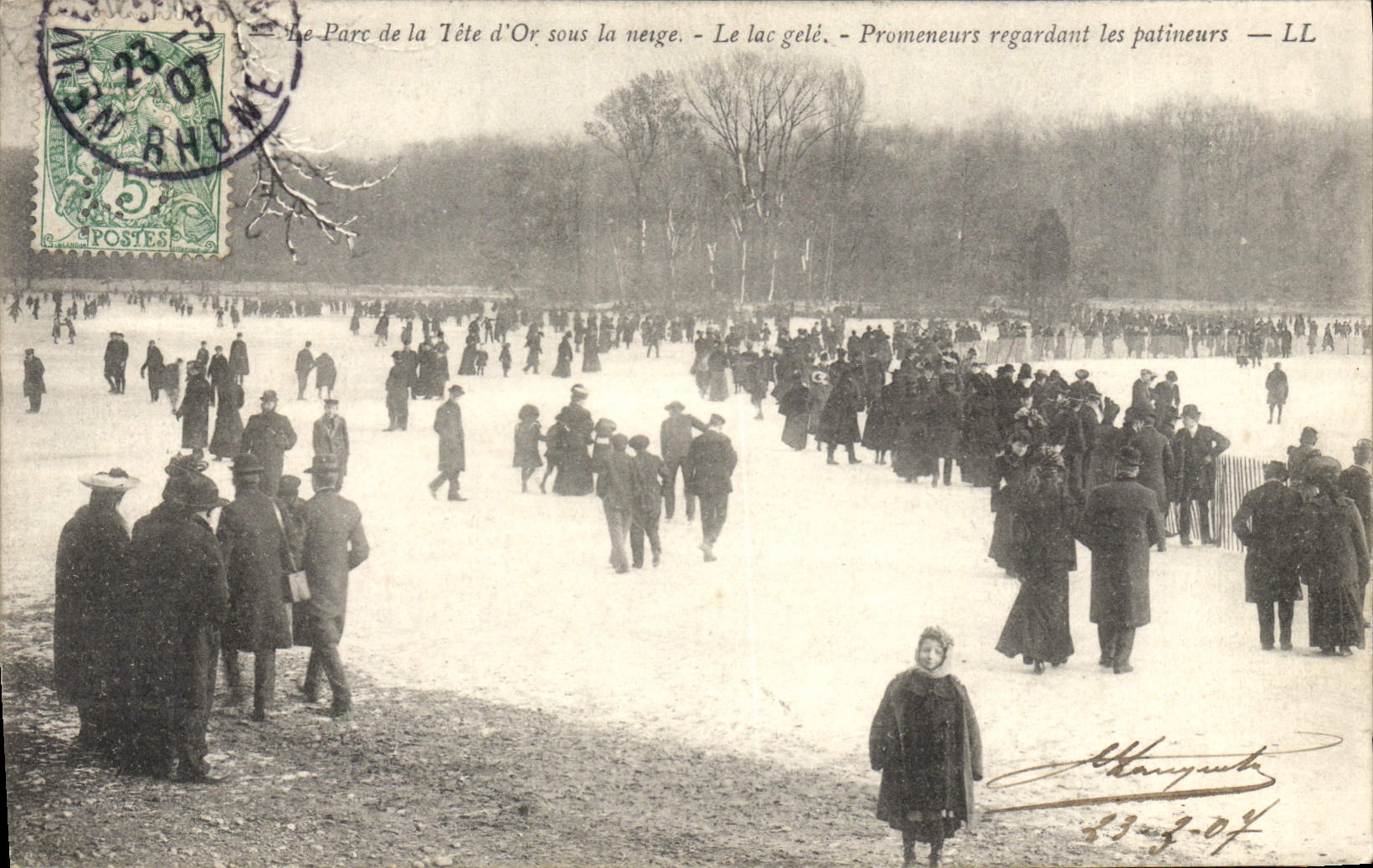 CPA Lyon Parc De La Tete D'Or Sous La Neige lac gelé patineurs patin à glace