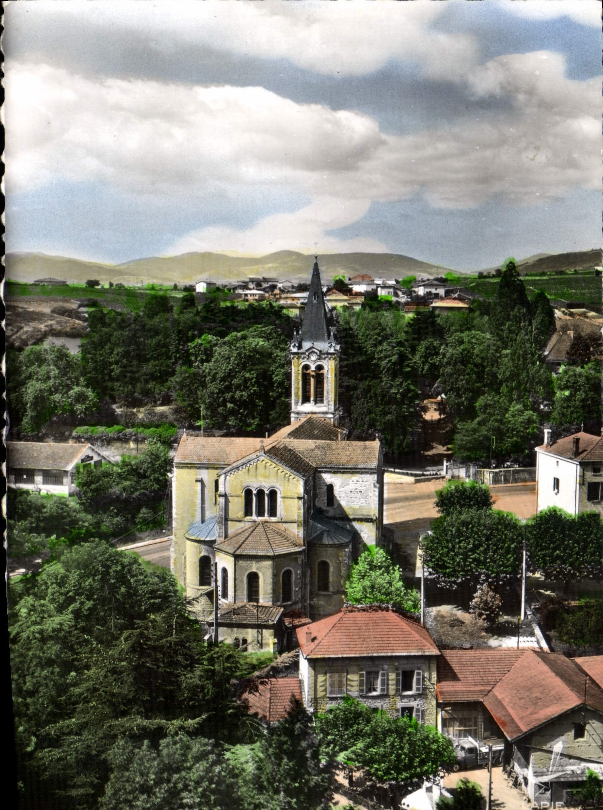 CPSM Villie Morgon L'Eglise