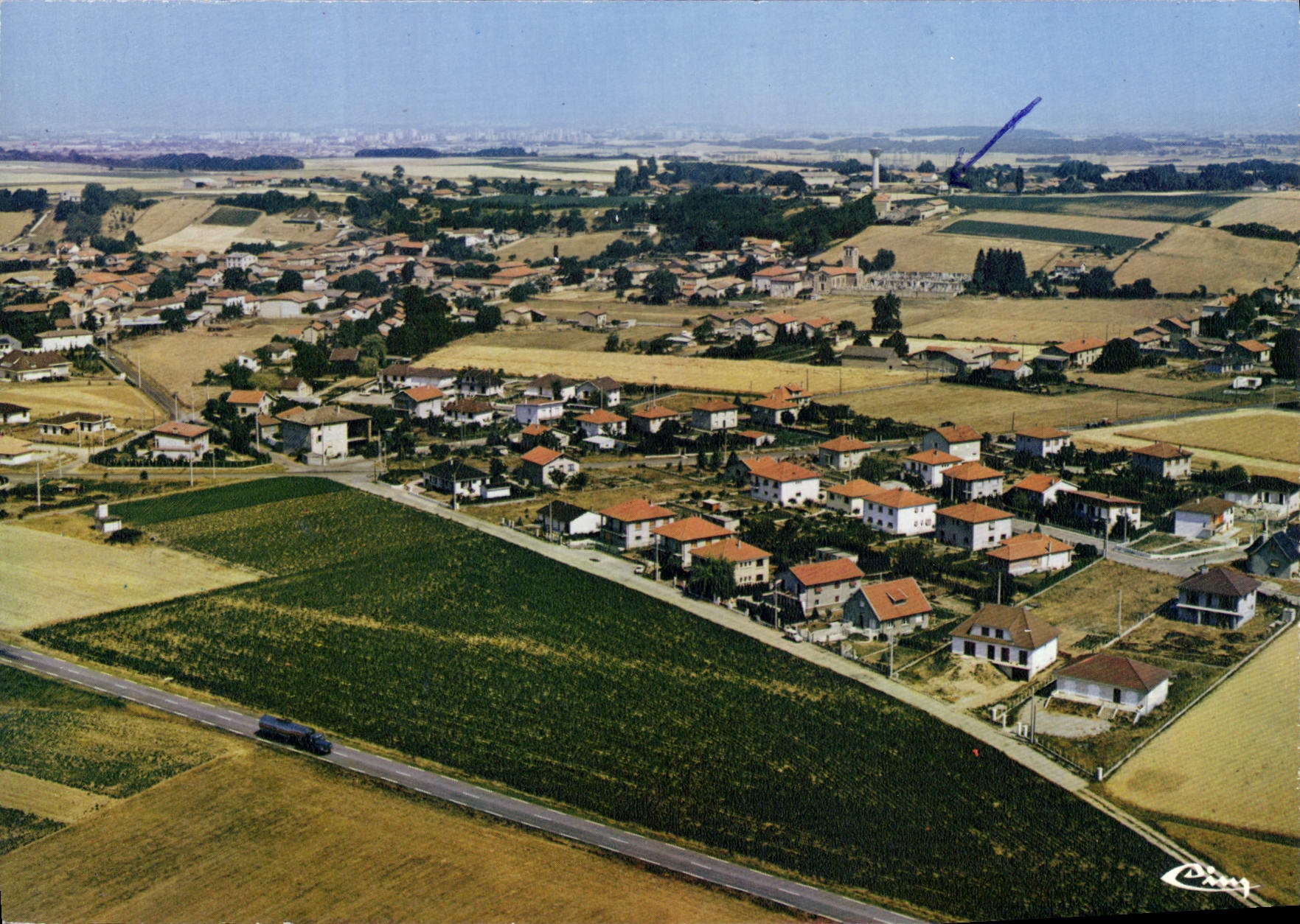 CPSM Toussieu Vue Generale Aerienne