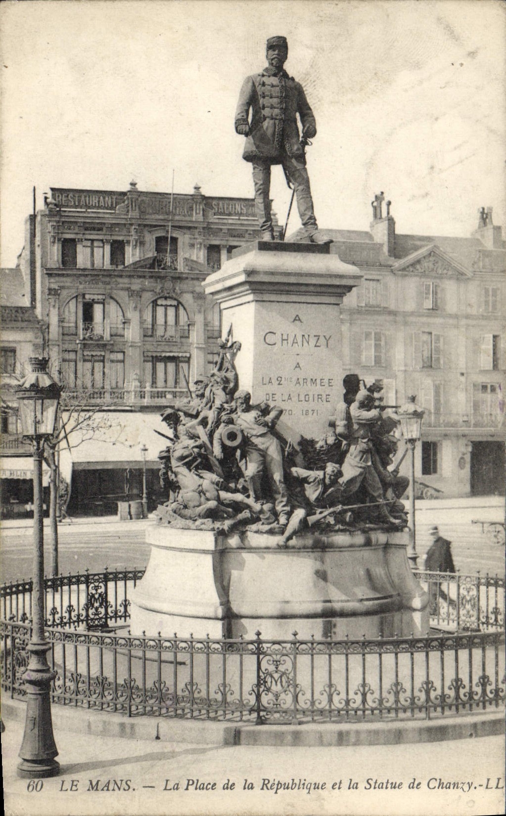 CPA Le Mans La Place De La république Chanzy