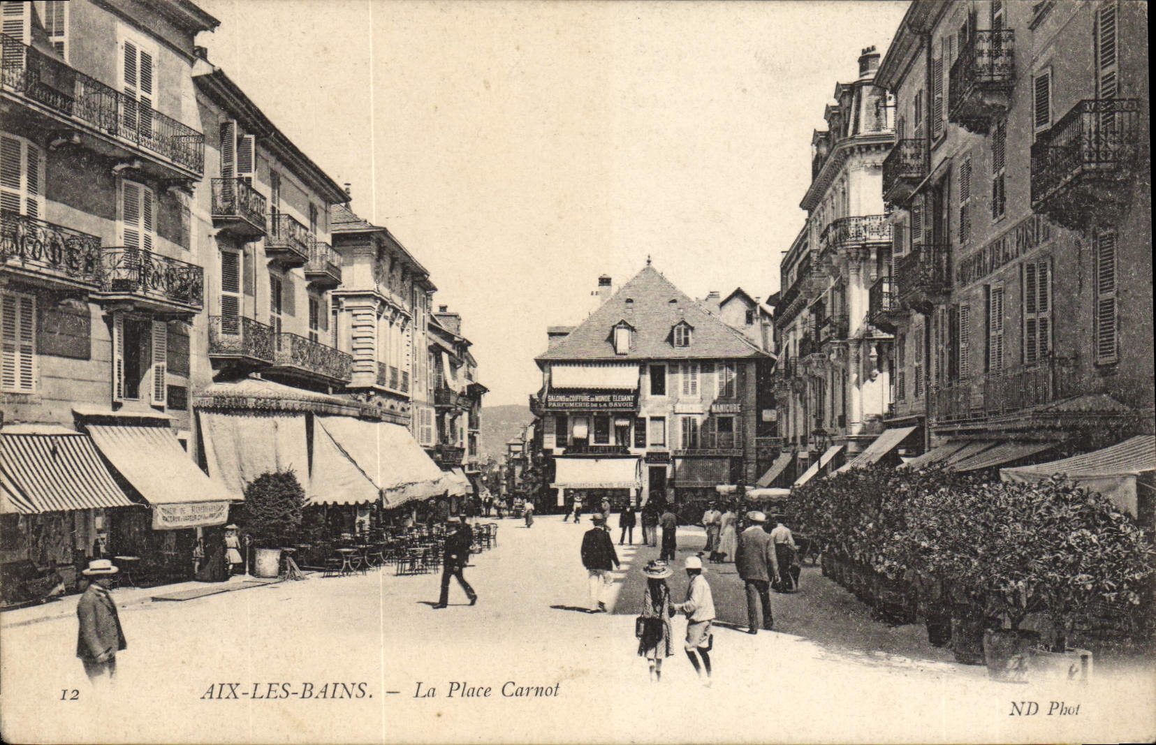 CPA Aix Les Bains La Place Carnot