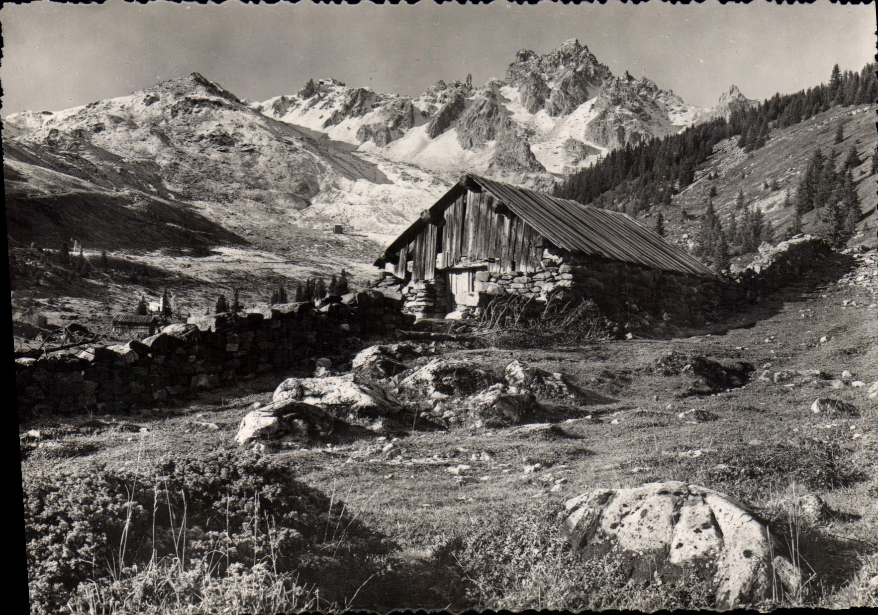 CPSM Courchevel Le Vallon Du Biollay téléphérique de la Saulire