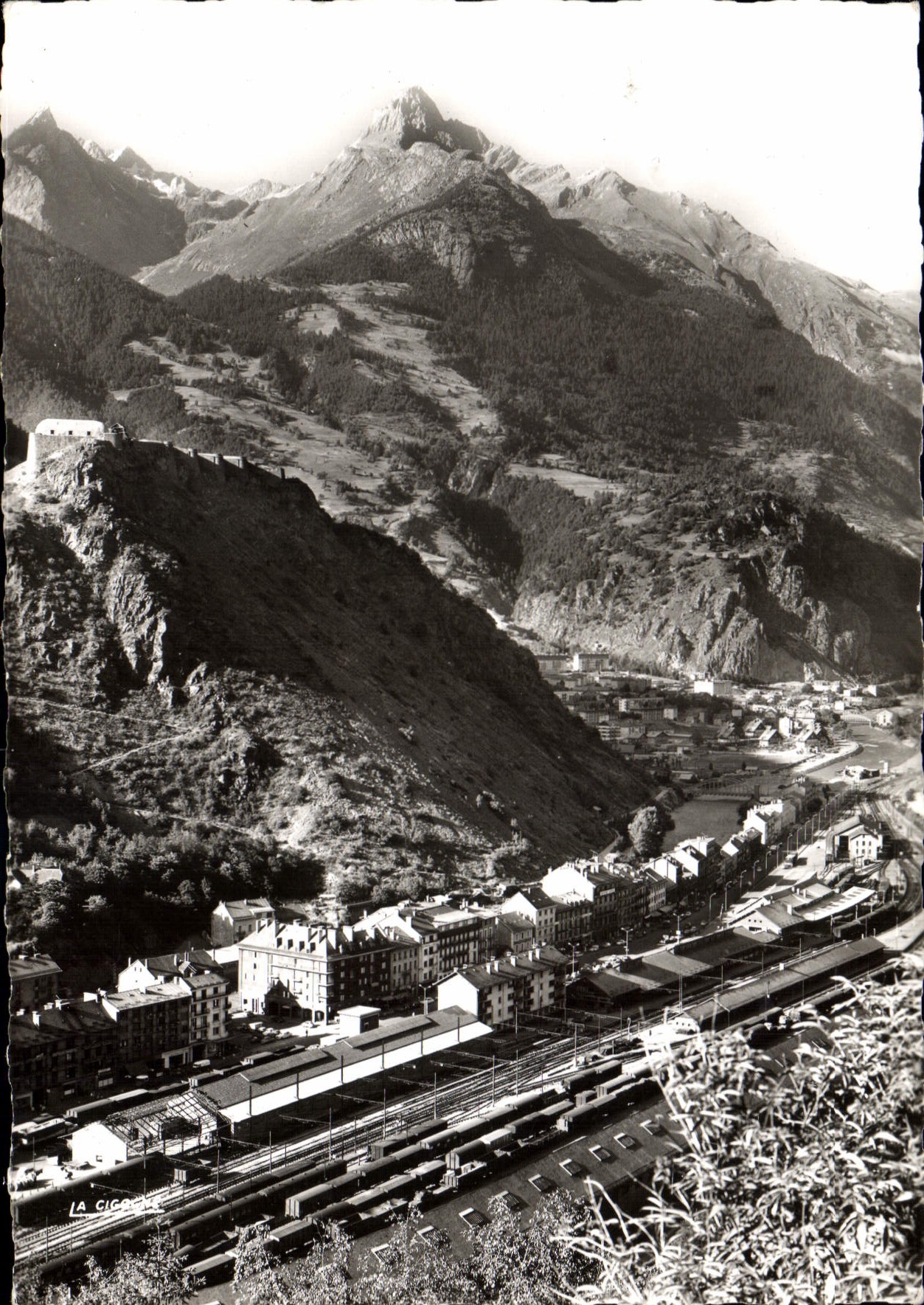 CPSM Modane Vue Generale Et Le Raplaton