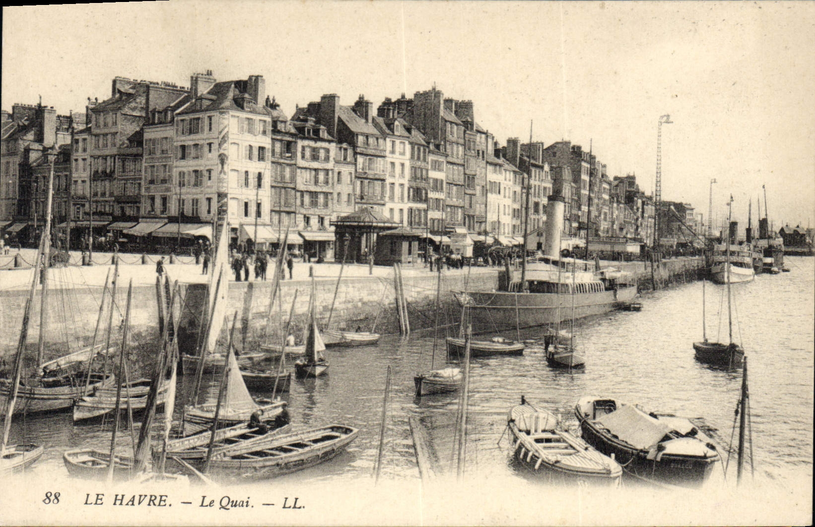 CPA Le Havre Le Quai