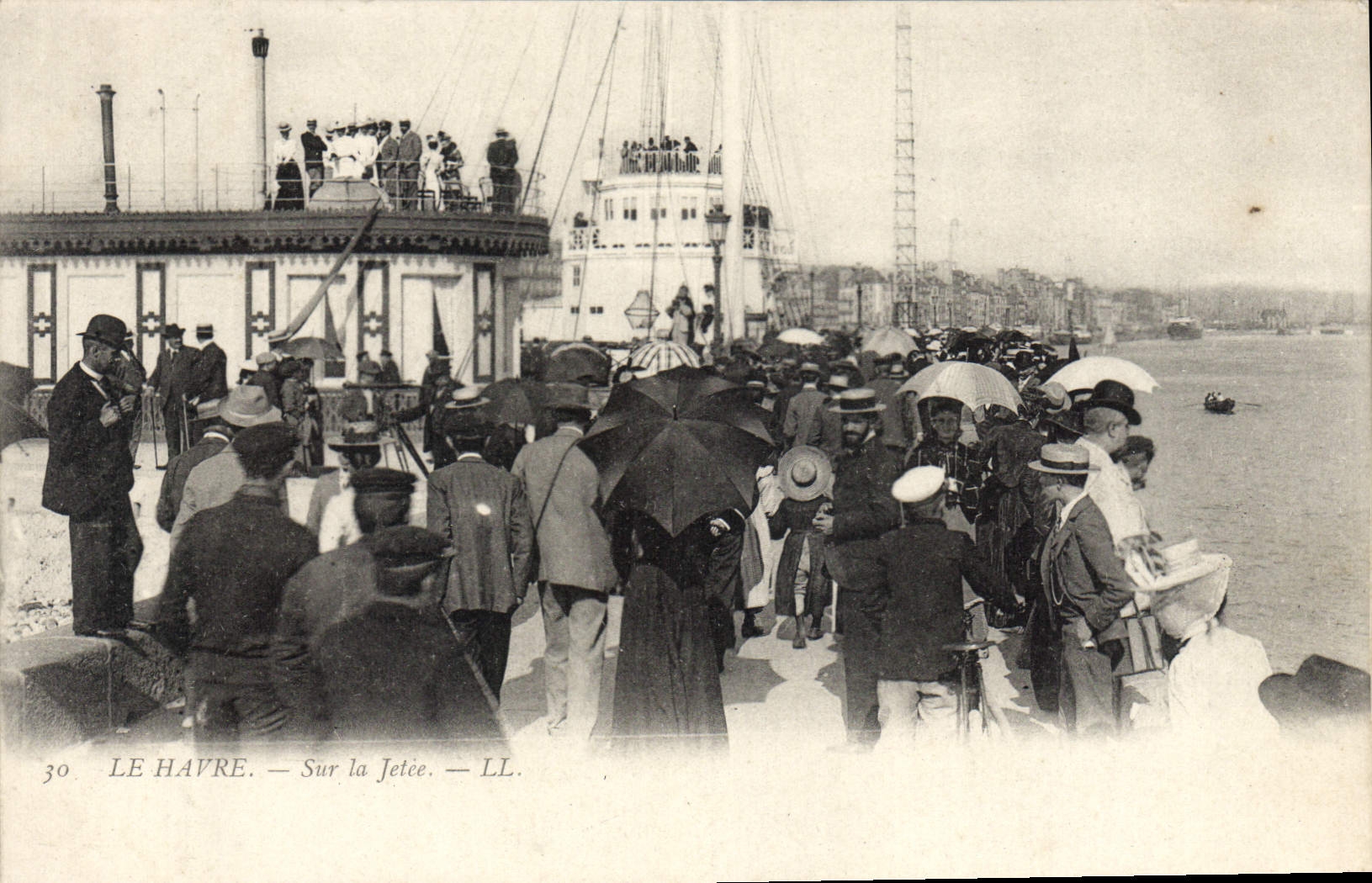 CPA Le Havre Sur La Jetee