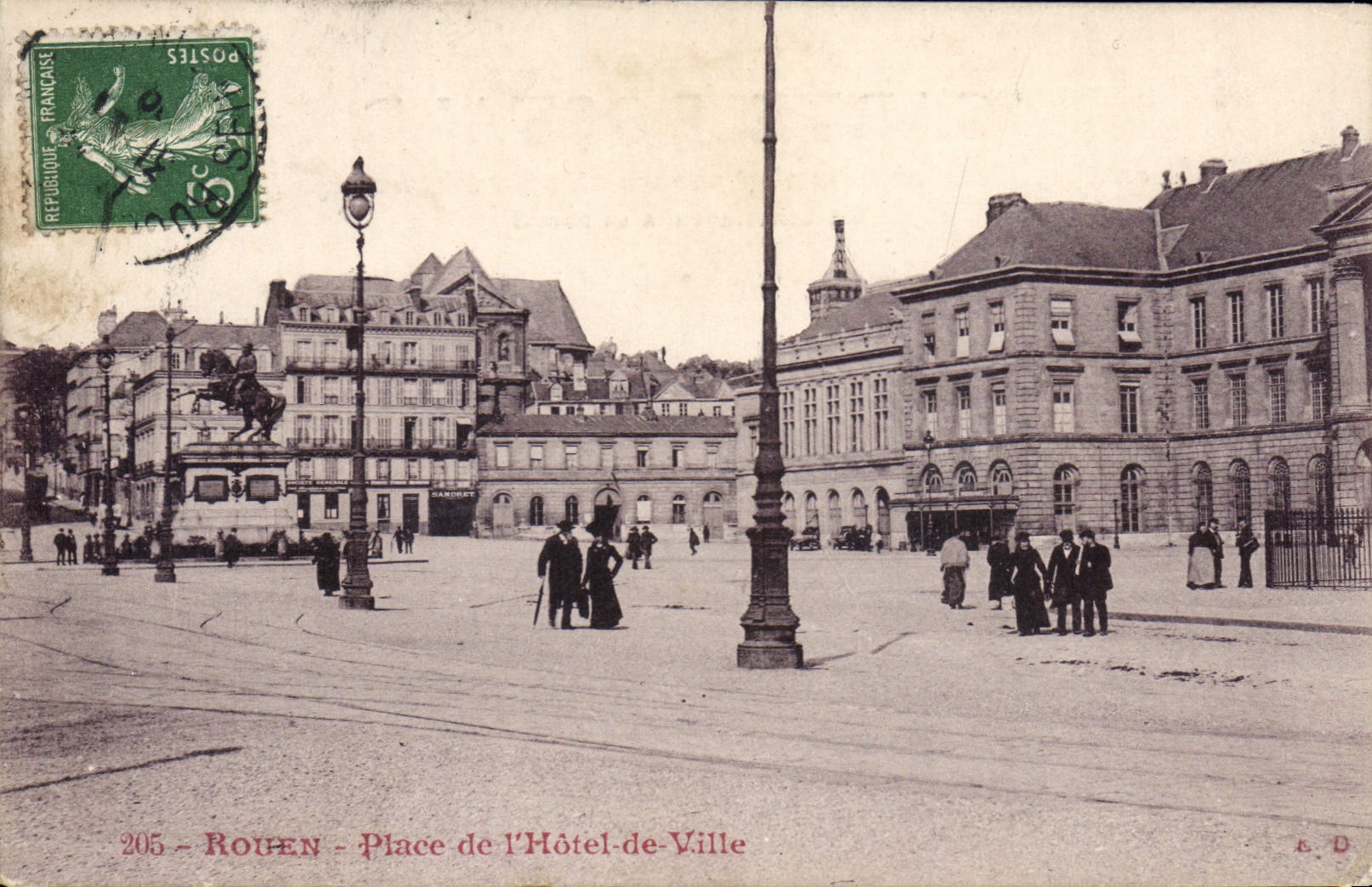 CPA Rouen Place De I'Hotel De Ville