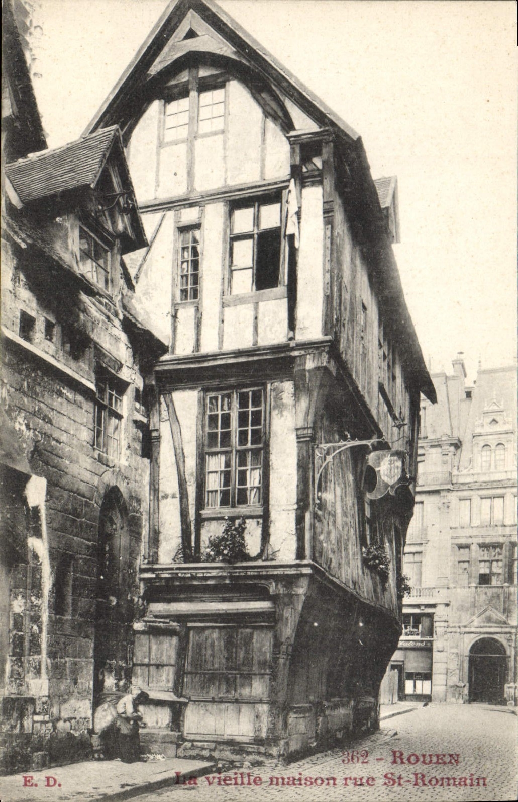 CPA Rouen Vieille Maison Rue St Romain
