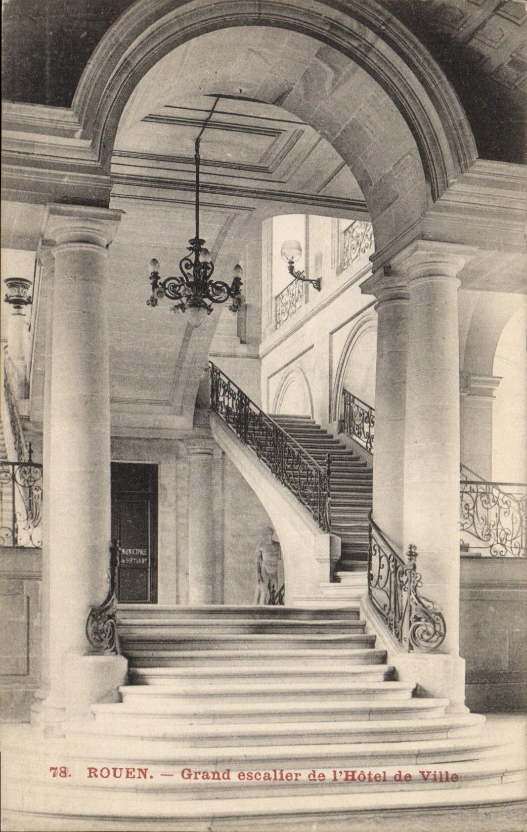 CPA Rouen Grand Escalier De I'Hotel De Ville