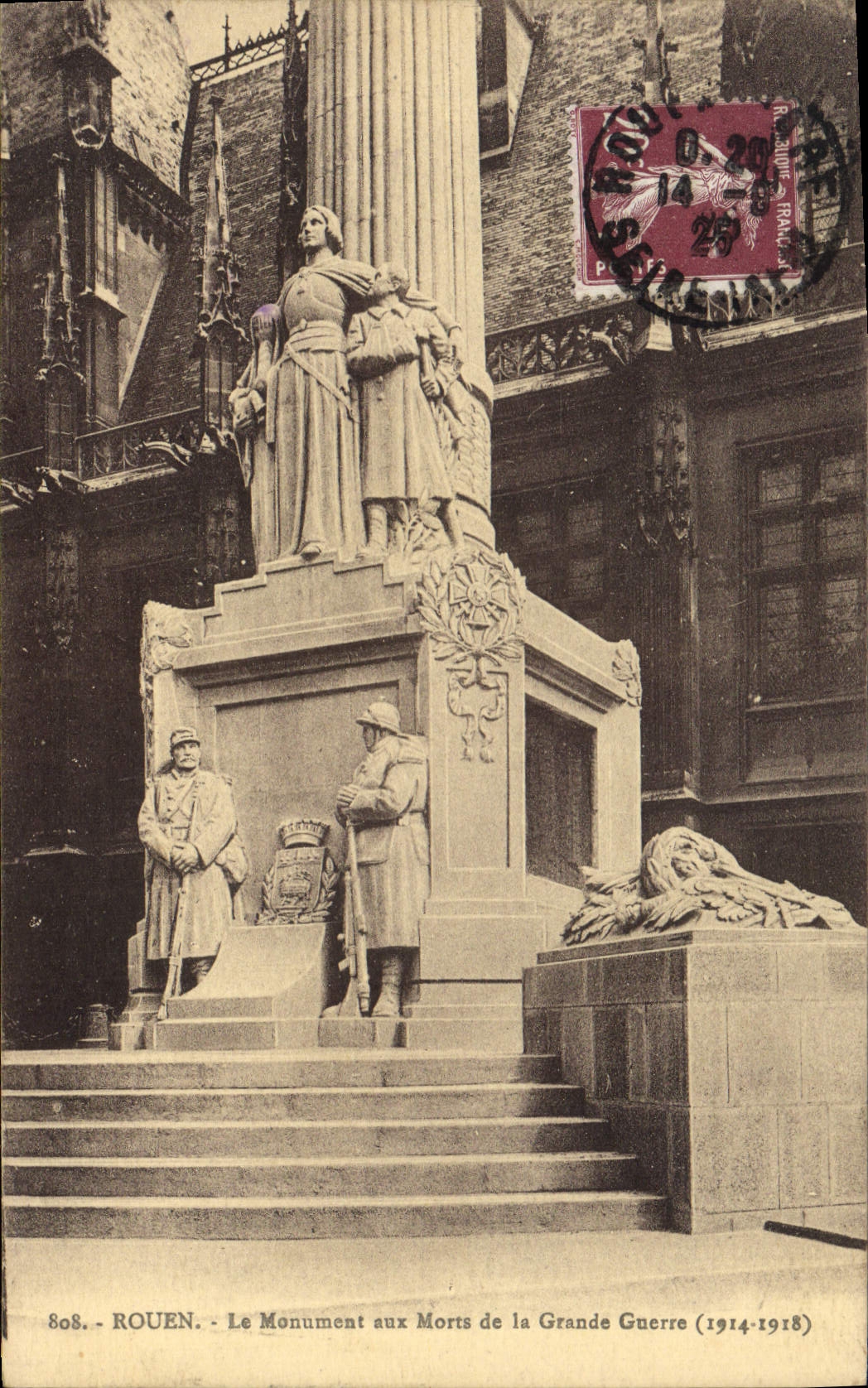 CPA Rouen Le Monument Aux Morts De La Grande Guerre