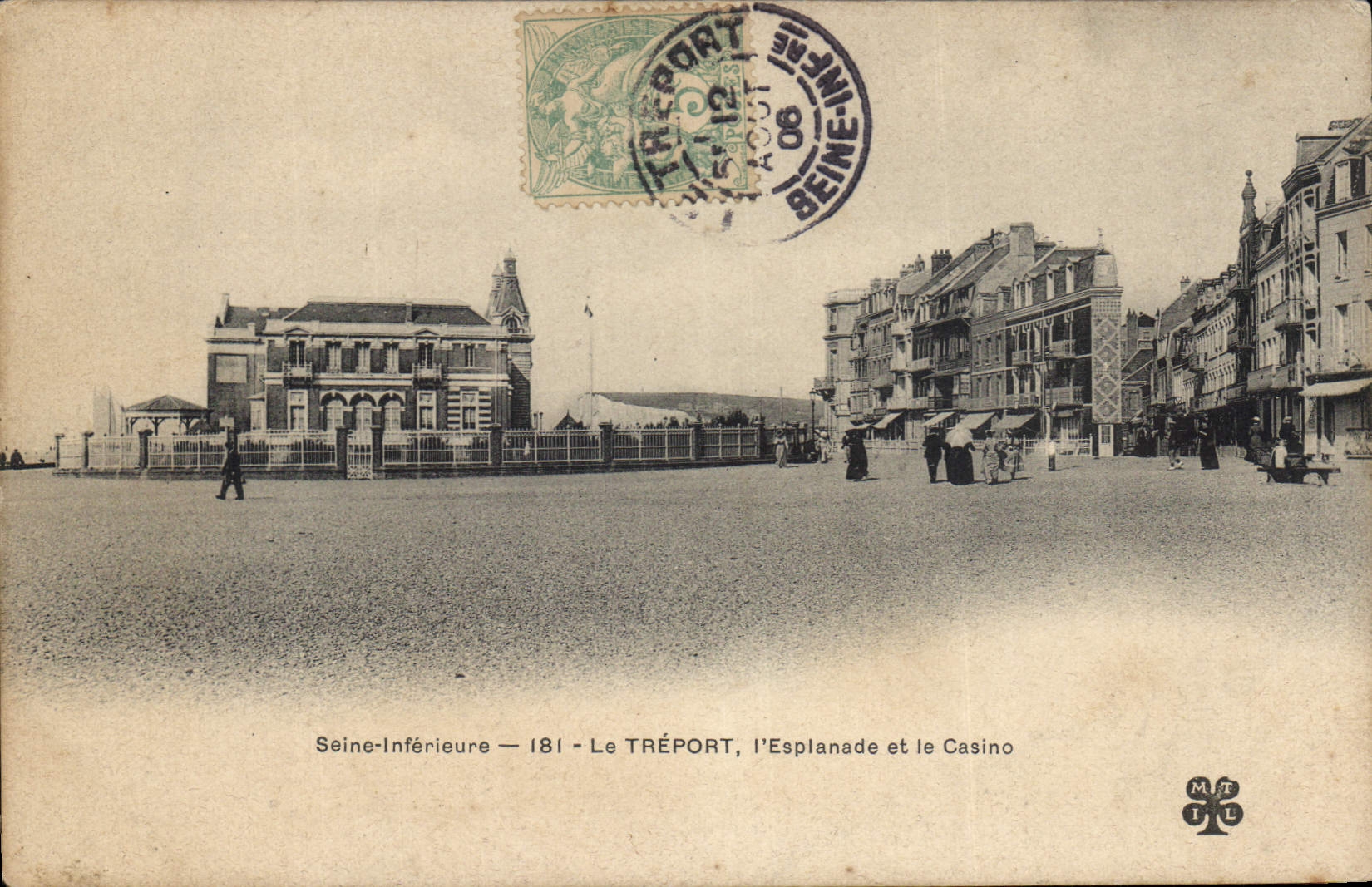 CPA Le Treport I'Esplanade Et Le Casino