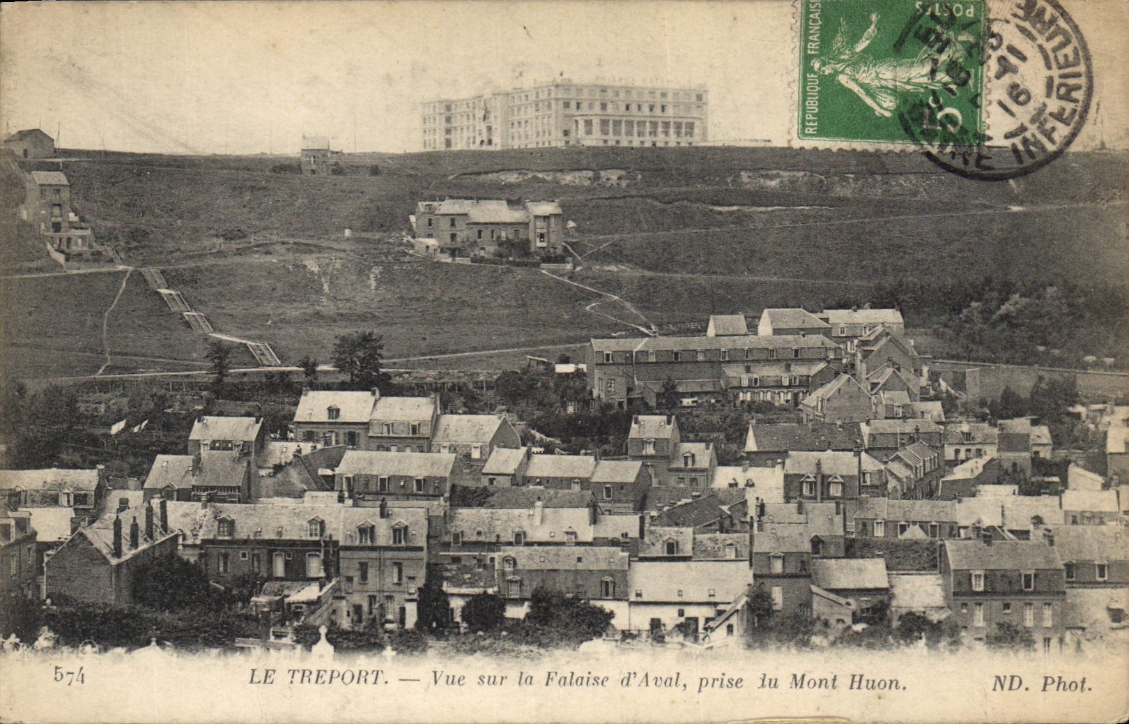 CPA Le Treport Vue Sur La Falaise D'Aval