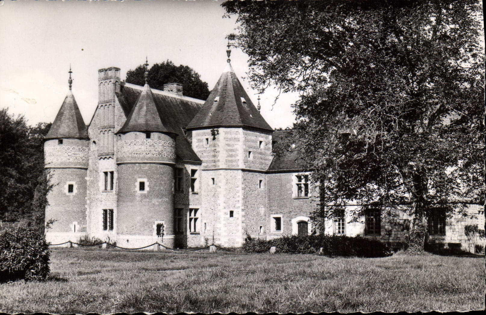 CPA château d'Auberville La Manuel