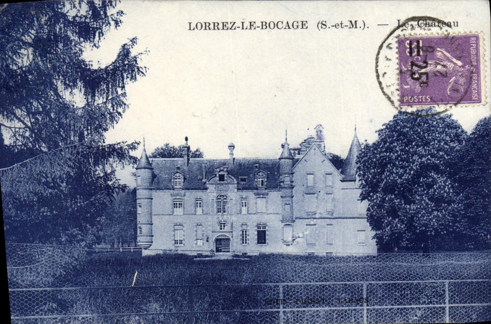 CPA Lorrez Le Bocage le château