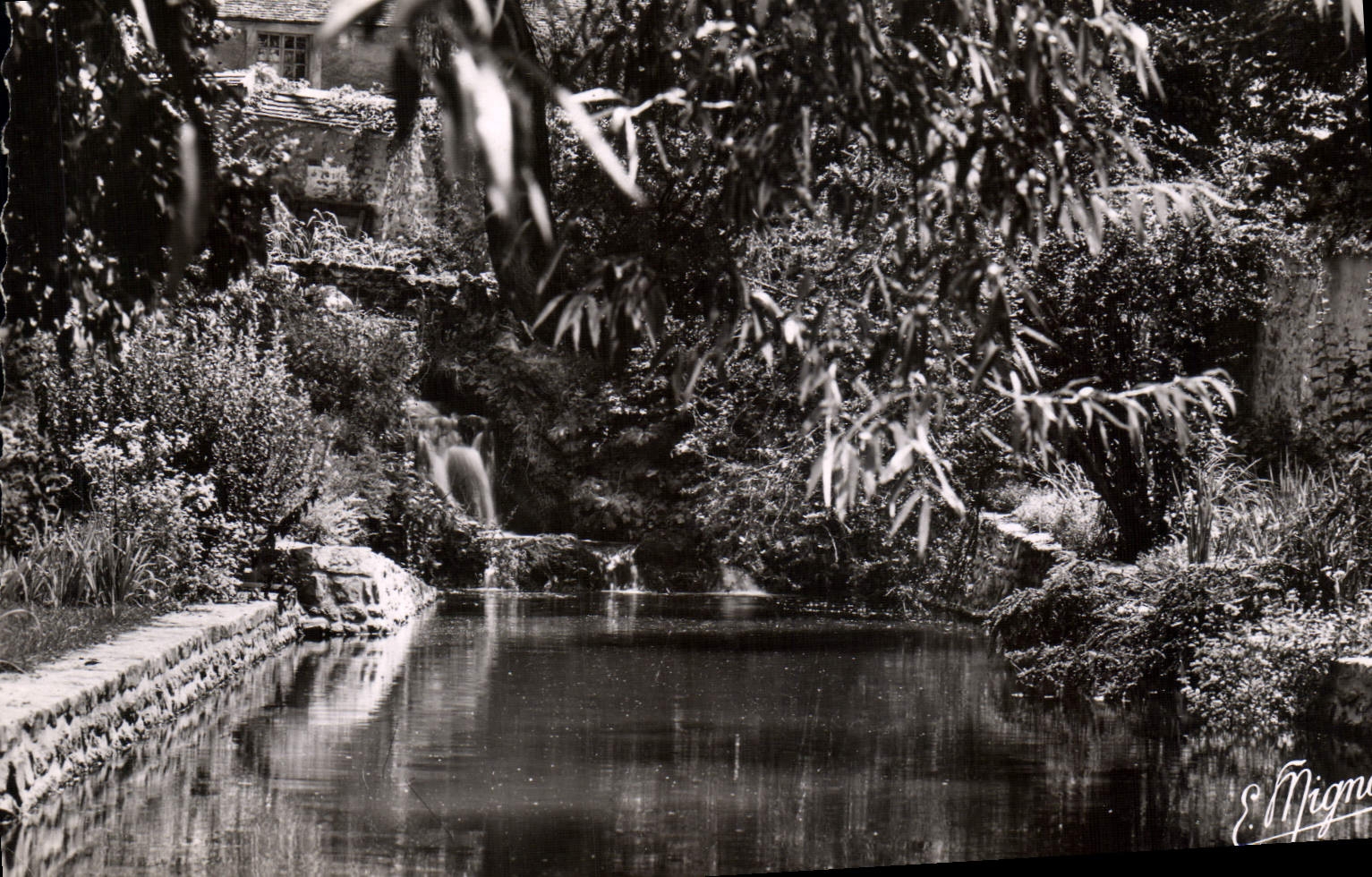 CPA Perthes En Gatinais Le Petit Moulin La Cascade