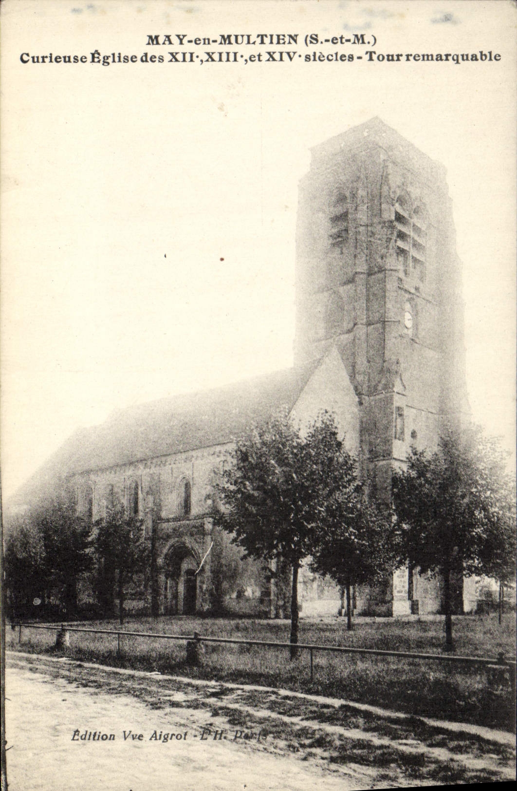 CPA May En Multien Curieuse Eglise
