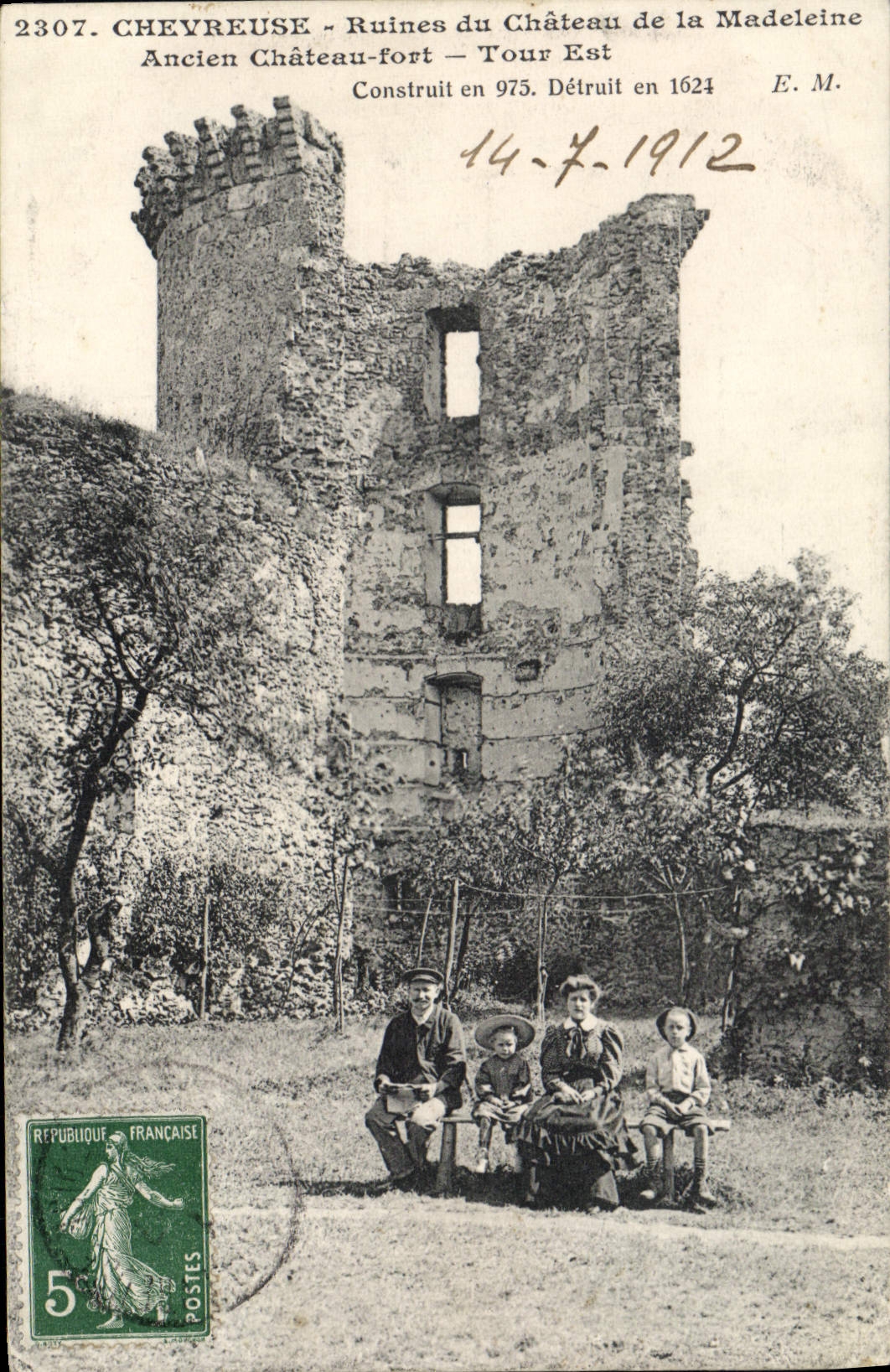 CPA Chevreuse Ruines Du Chateau De La Madeleine